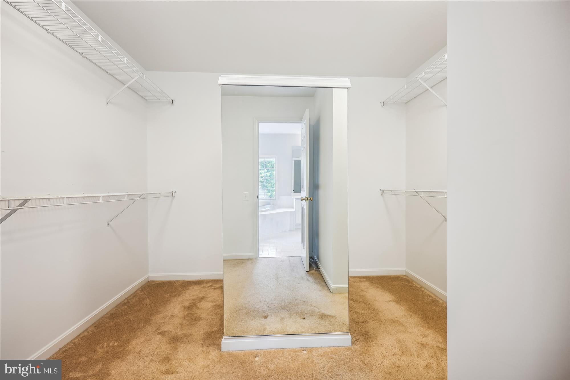 BROOKEFIELD - Residential