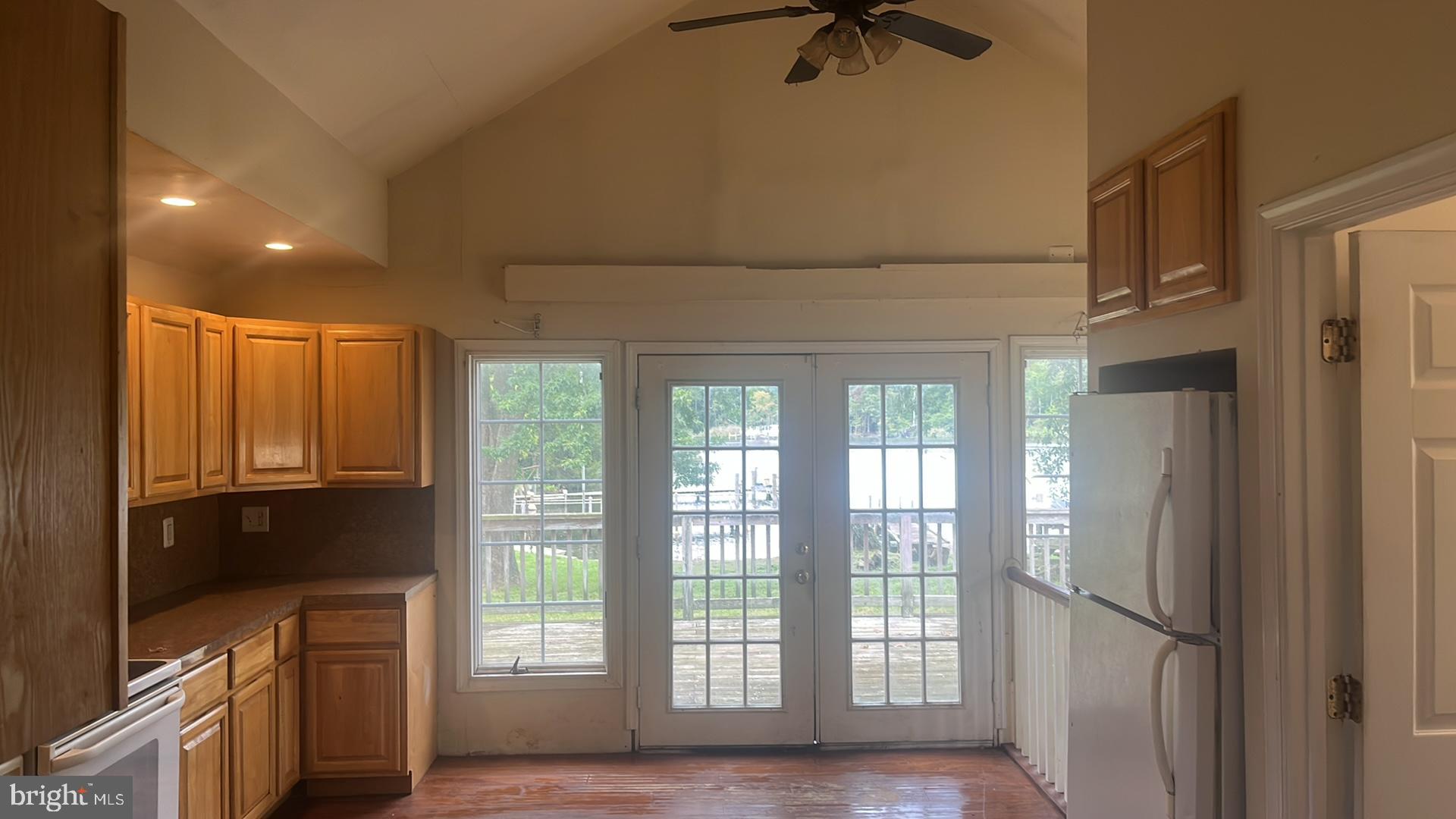 LONG POINT ON THE MAGOTHY - Residential