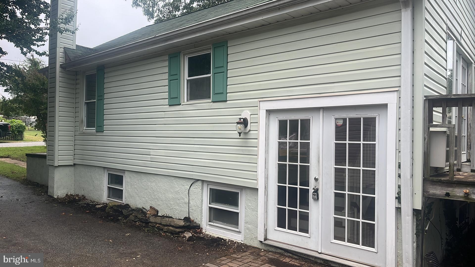 LONG POINT ON THE MAGOTHY - Residential