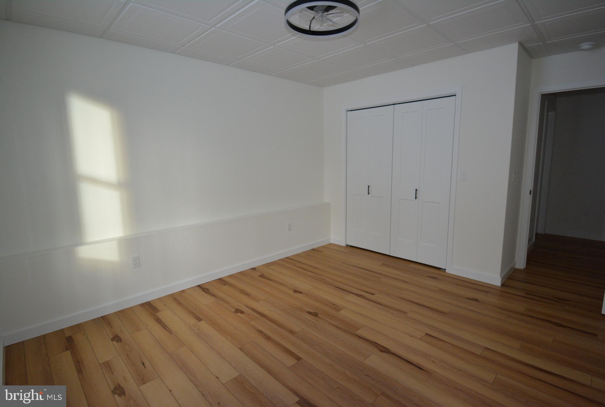 TREASURE LAKE - Residential