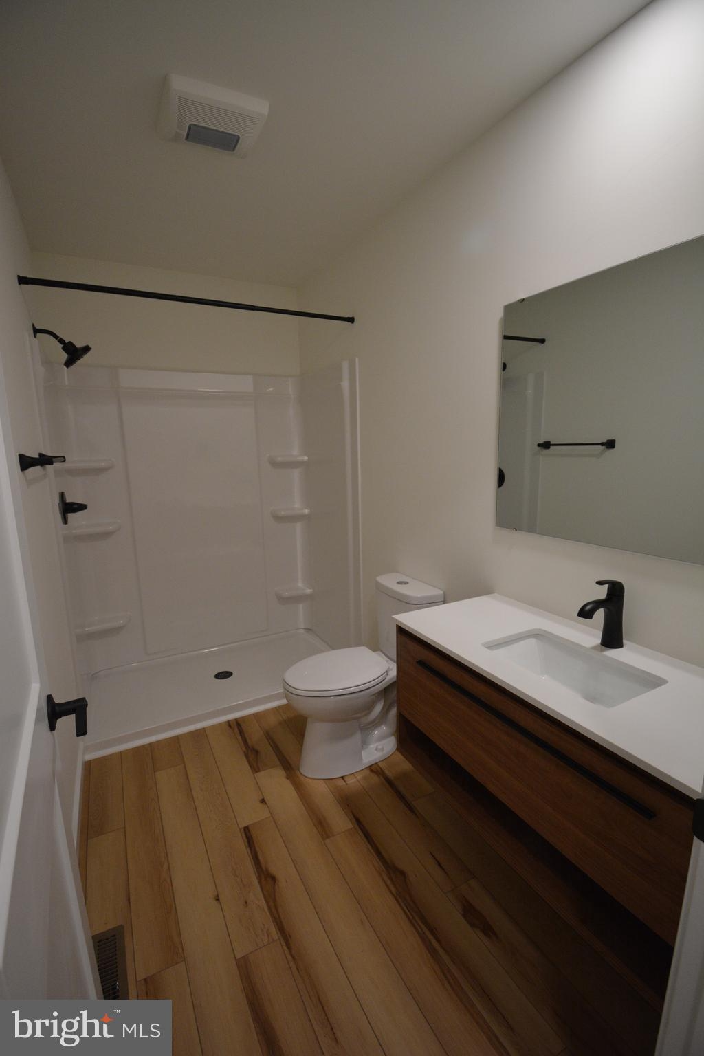 TREASURE LAKE - Residential