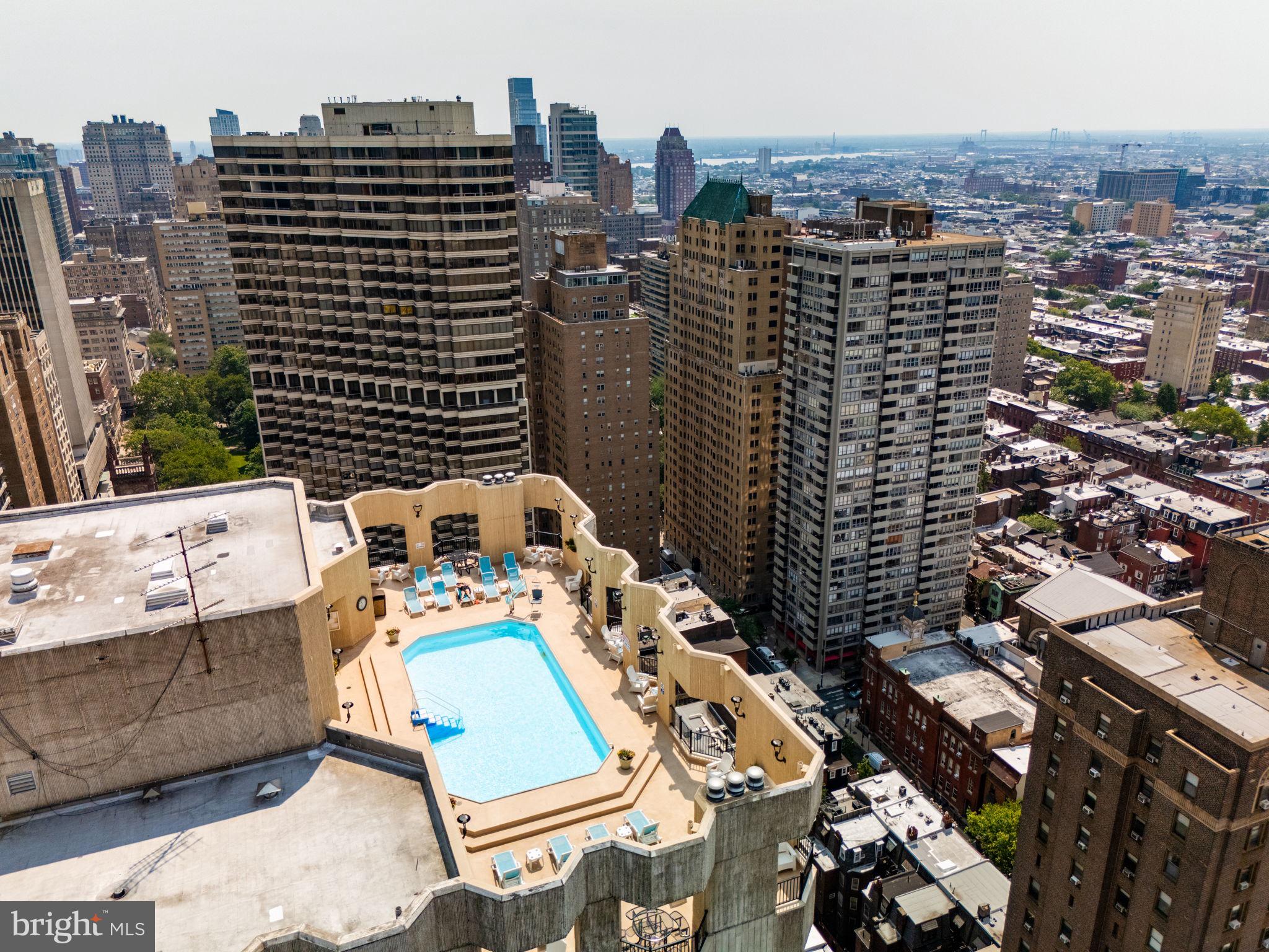 RITTENHOUSE SQUARE - Residential