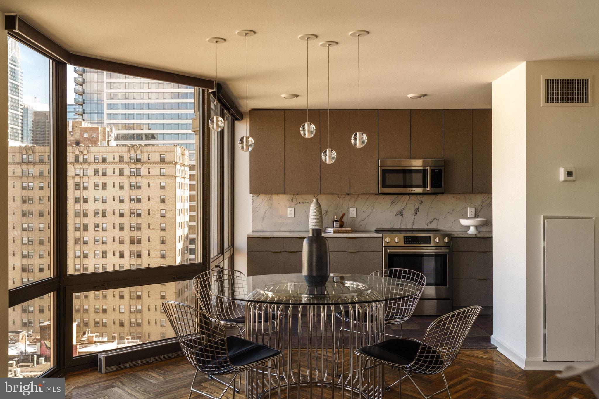 RITTENHOUSE SQUARE - Residential