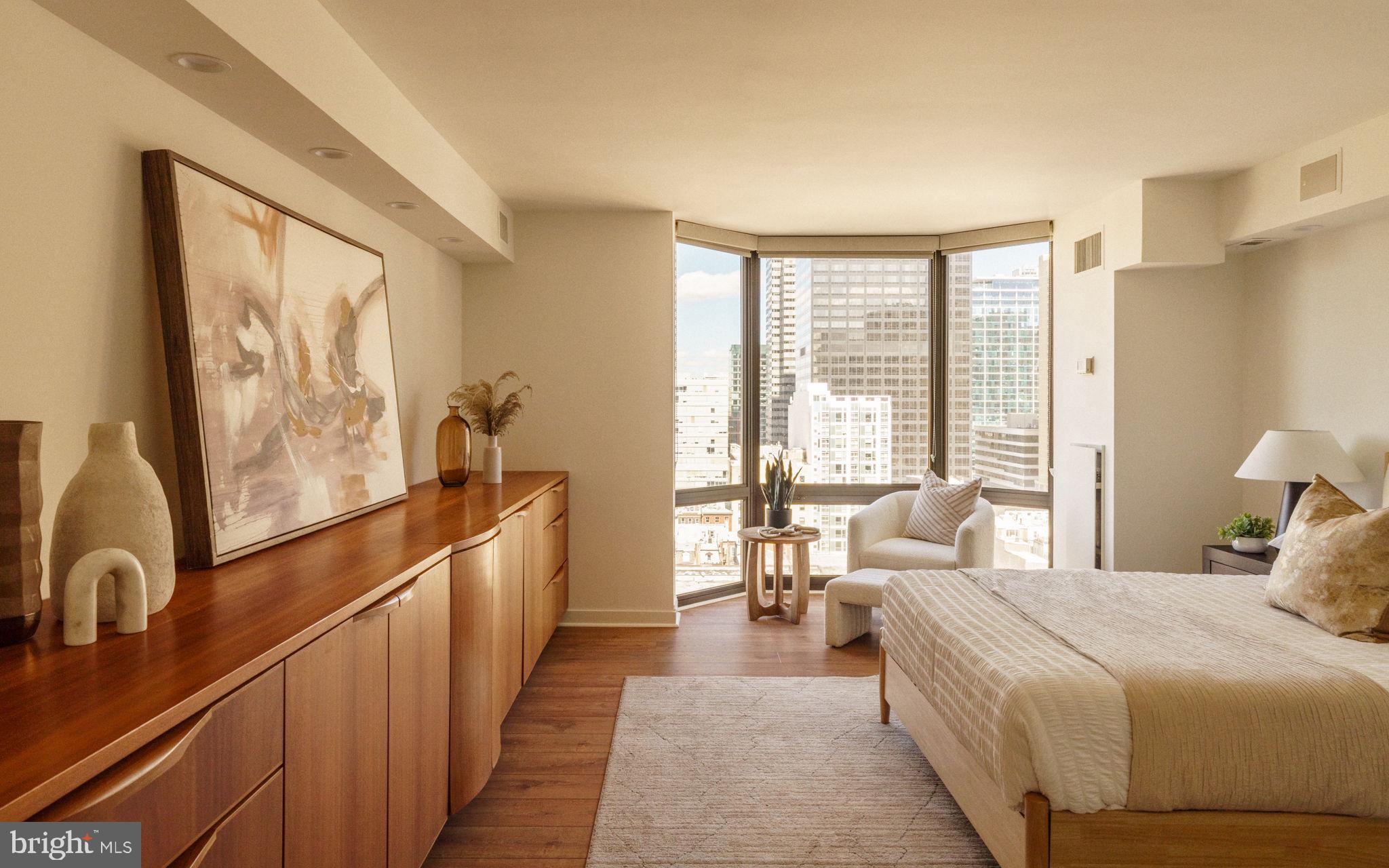 RITTENHOUSE SQUARE - Residential