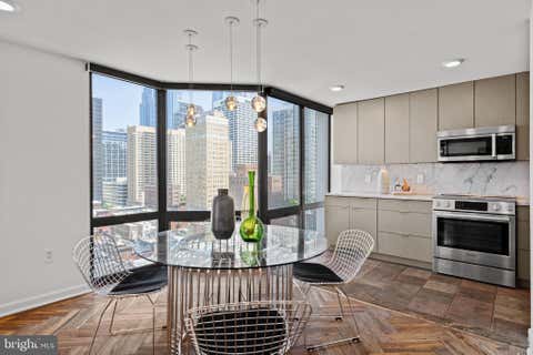 Condo For Sale - 2018-32 Walnut Street #16GH<br/> PHILADELPHIA, PA 19103