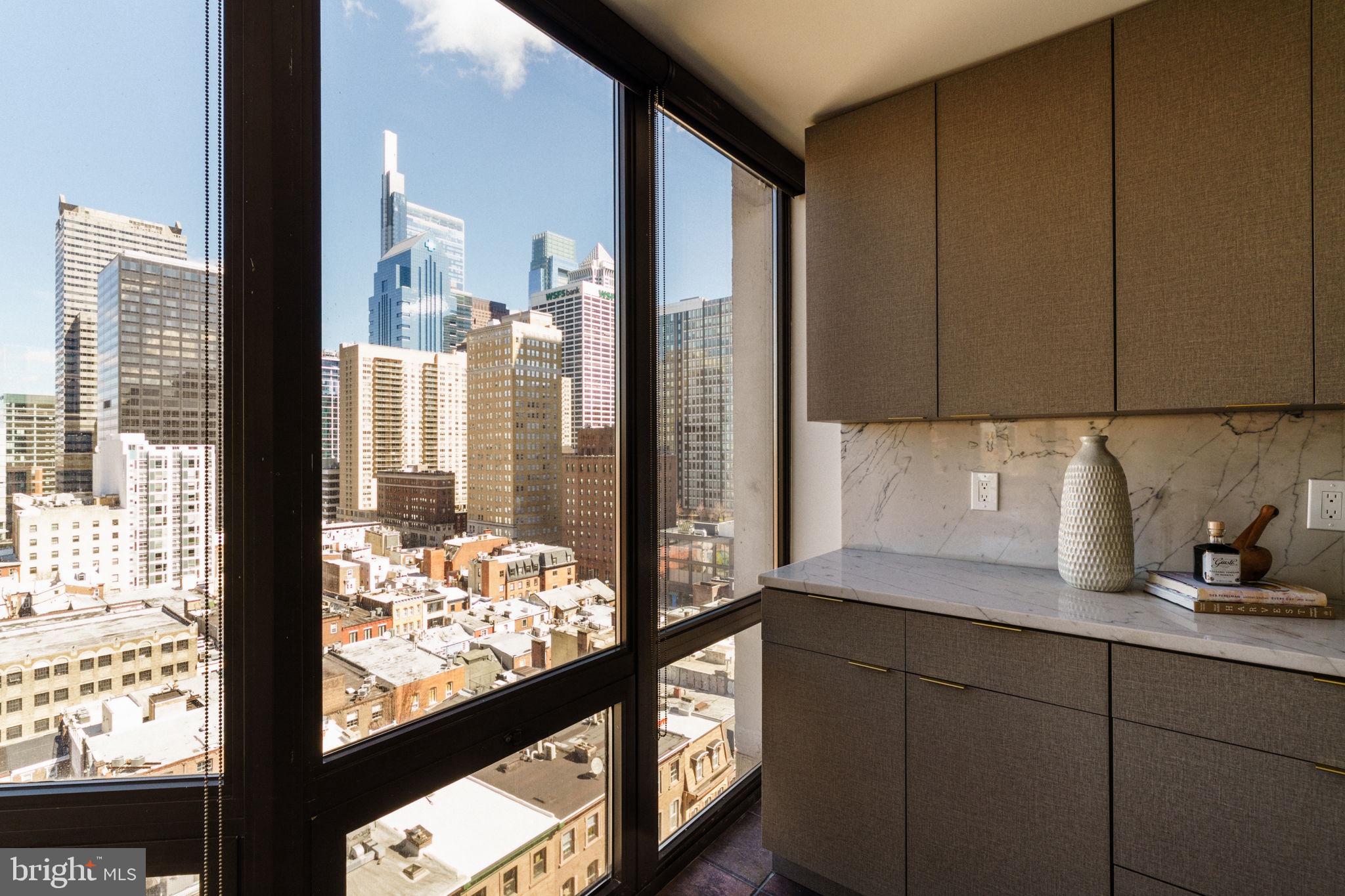 RITTENHOUSE SQUARE - Residential