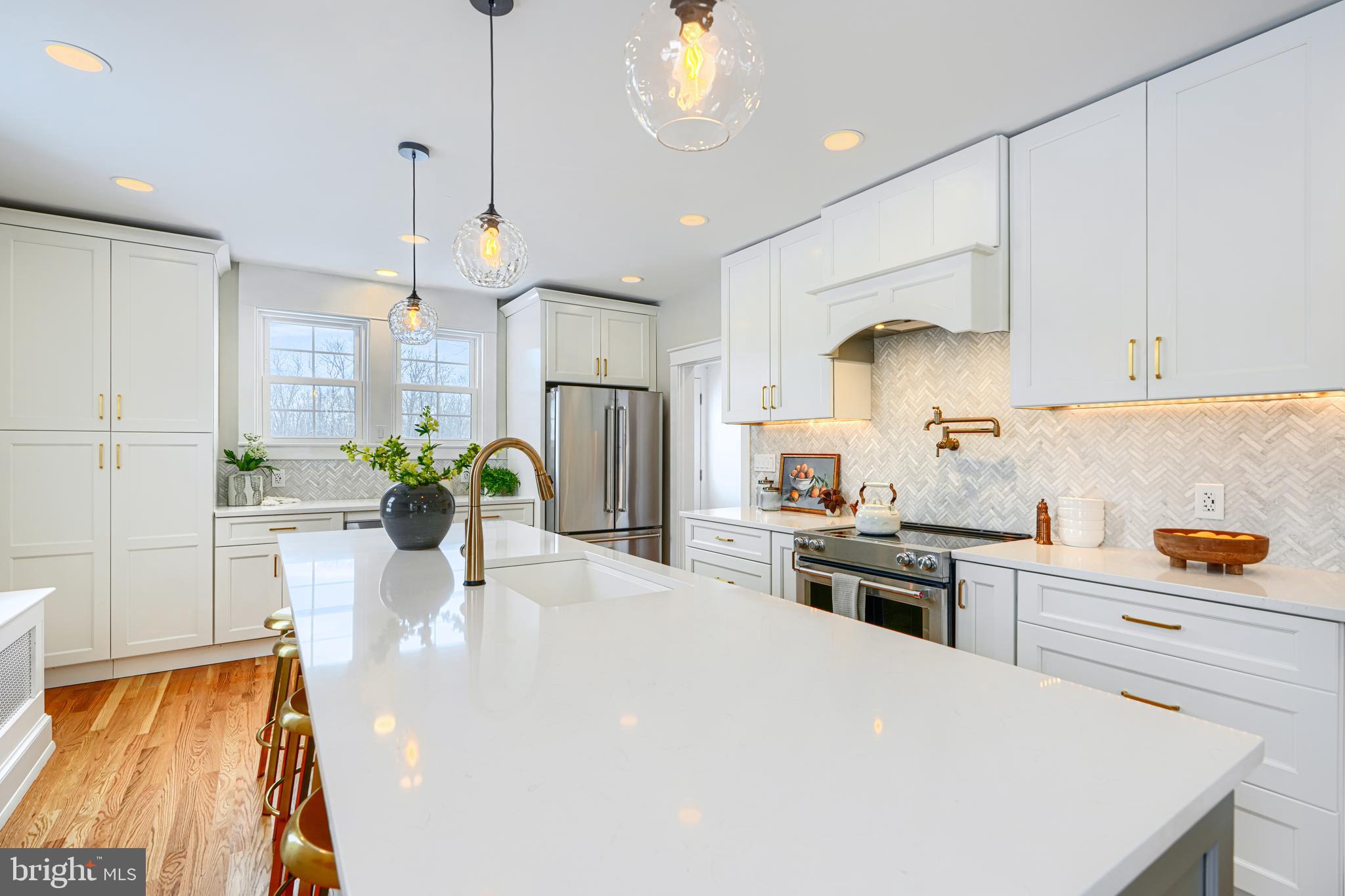 MY LADY'S MANOR - Residential