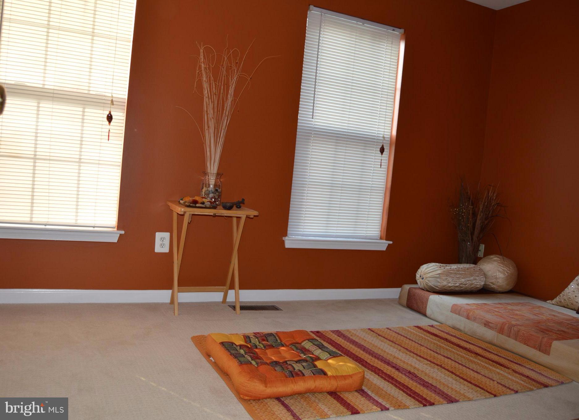 CEDAR LAKES - Residential