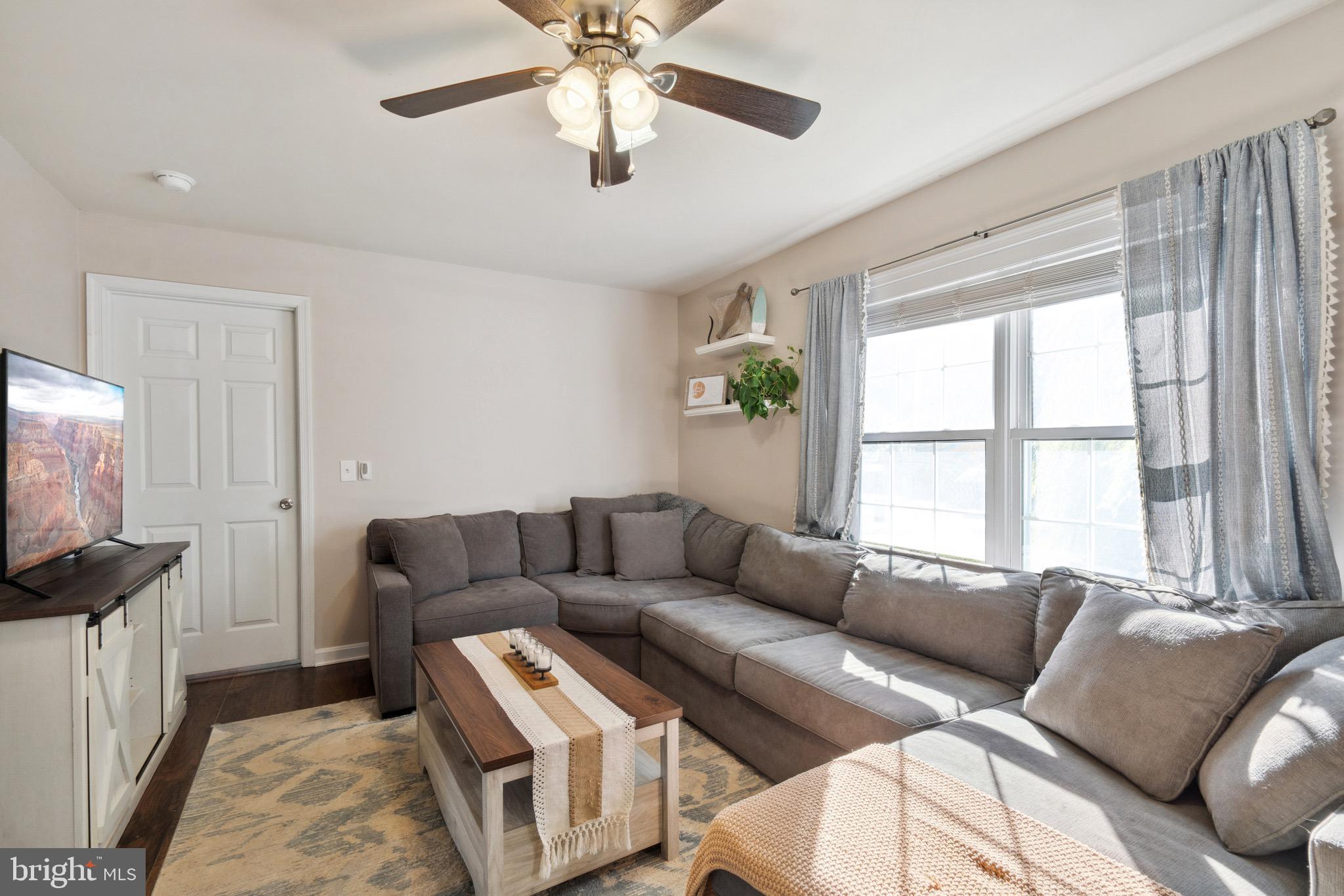 CHESTER HARBOR - Residential