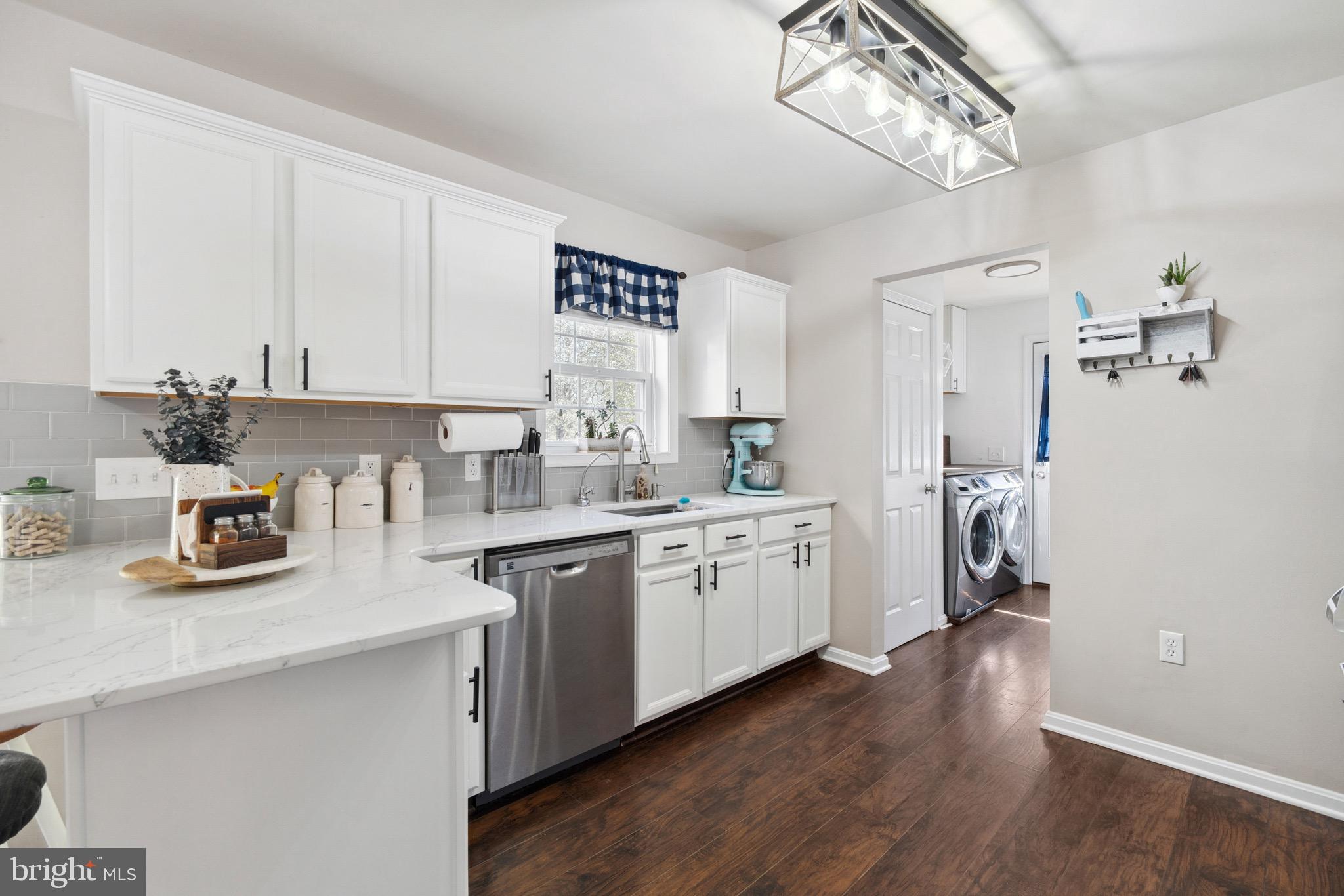 CHESTER HARBOR - Residential