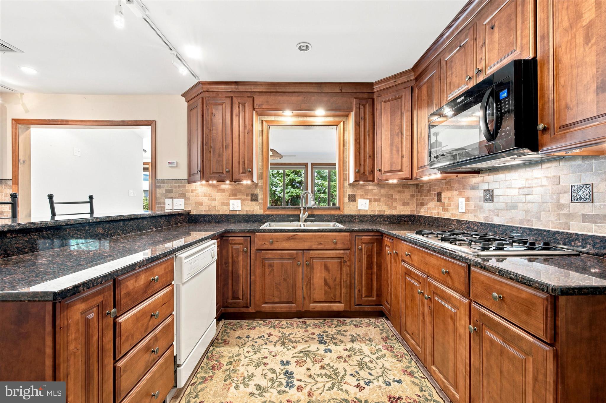 475 CROWTHERS ROAD