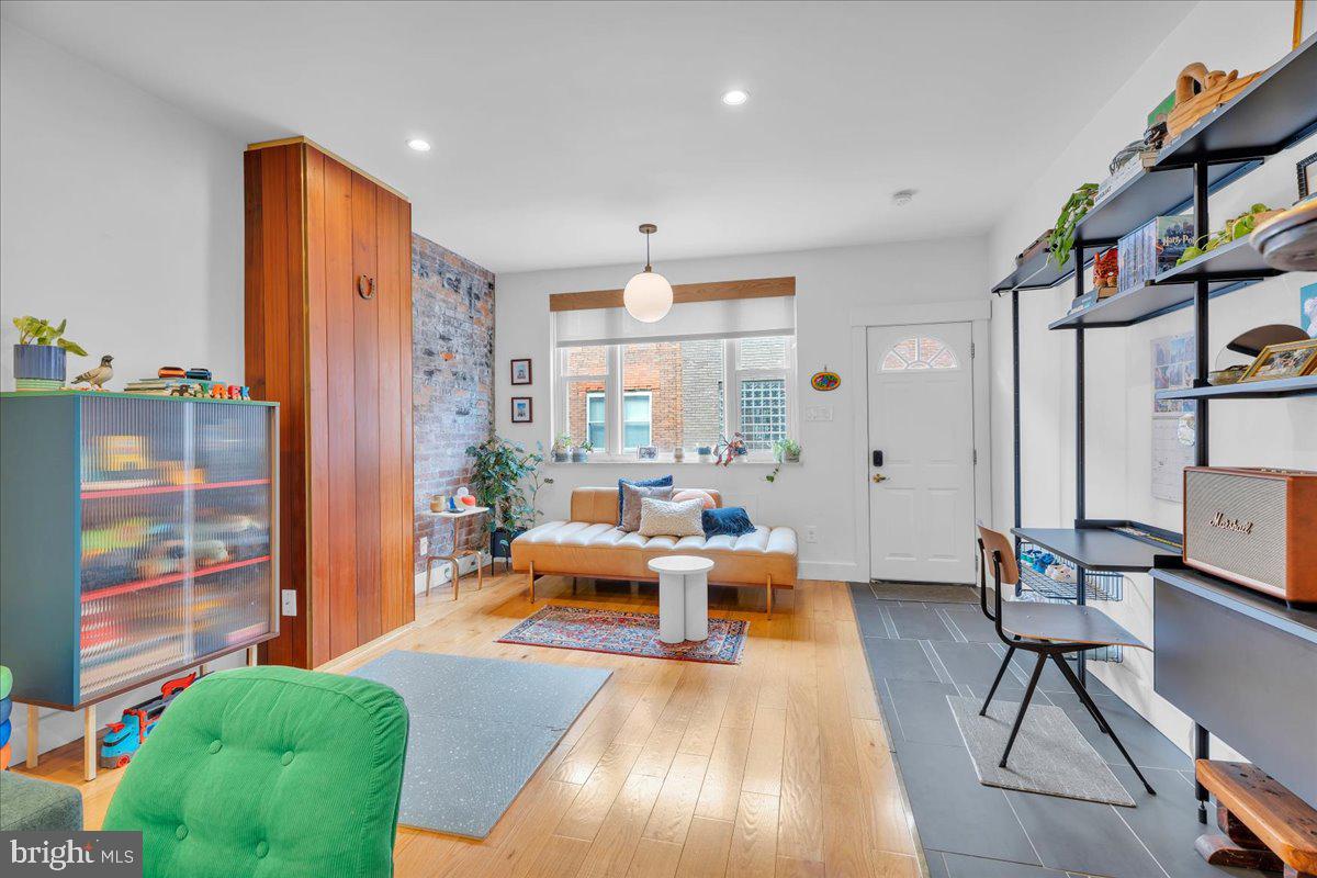 2317 S BOUVIER STREET