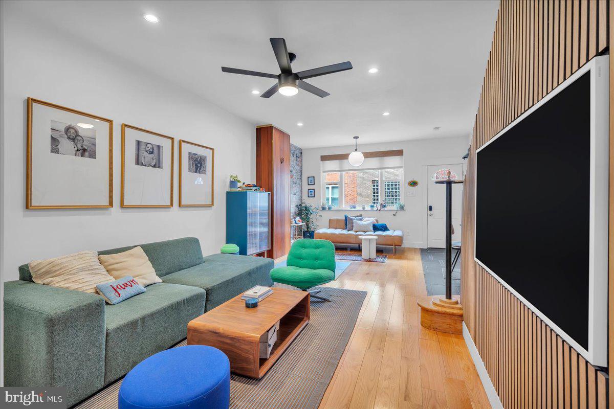 2317 S BOUVIER STREET