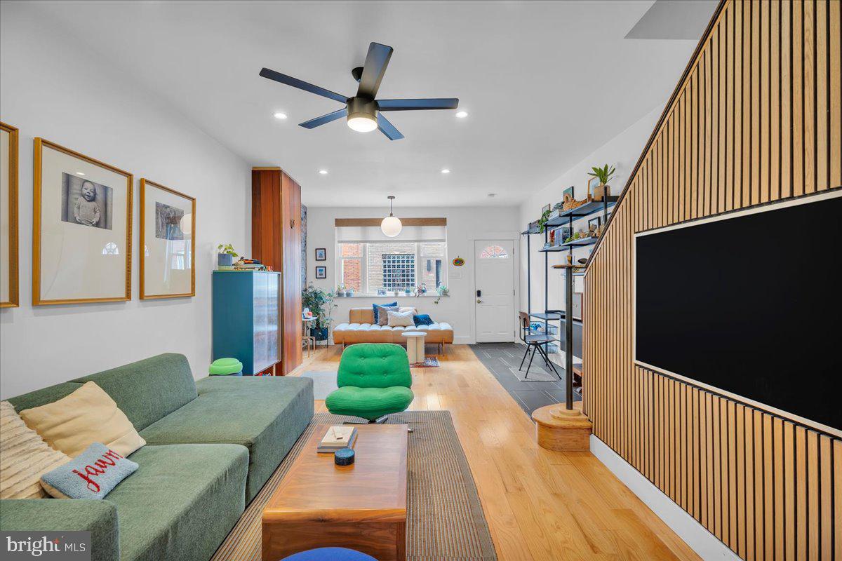 2317 S BOUVIER STREET