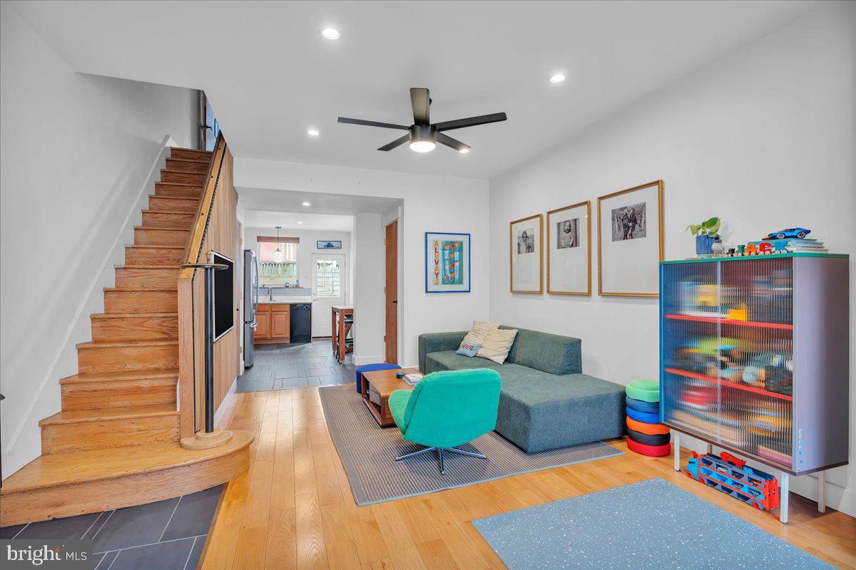 2317 S BOUVIER STREET