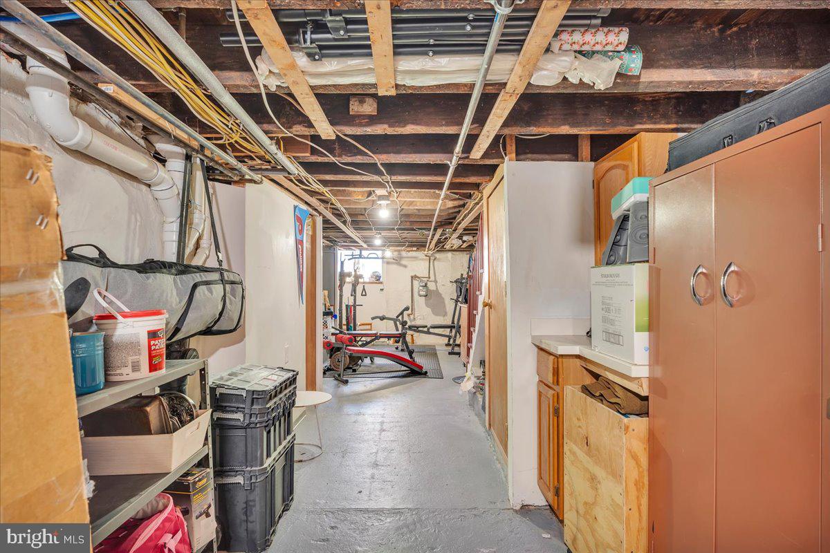 GIRARD ESTATES - Residential