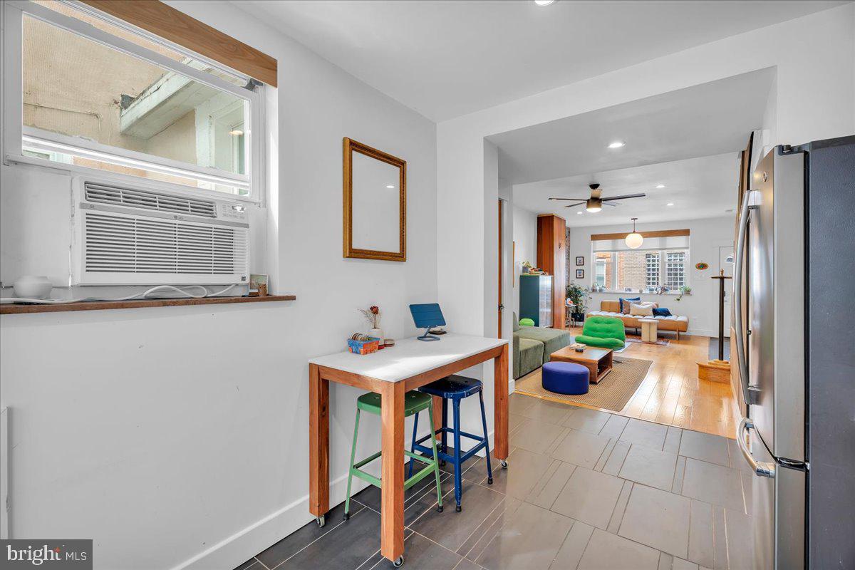 GIRARD ESTATES - Residential