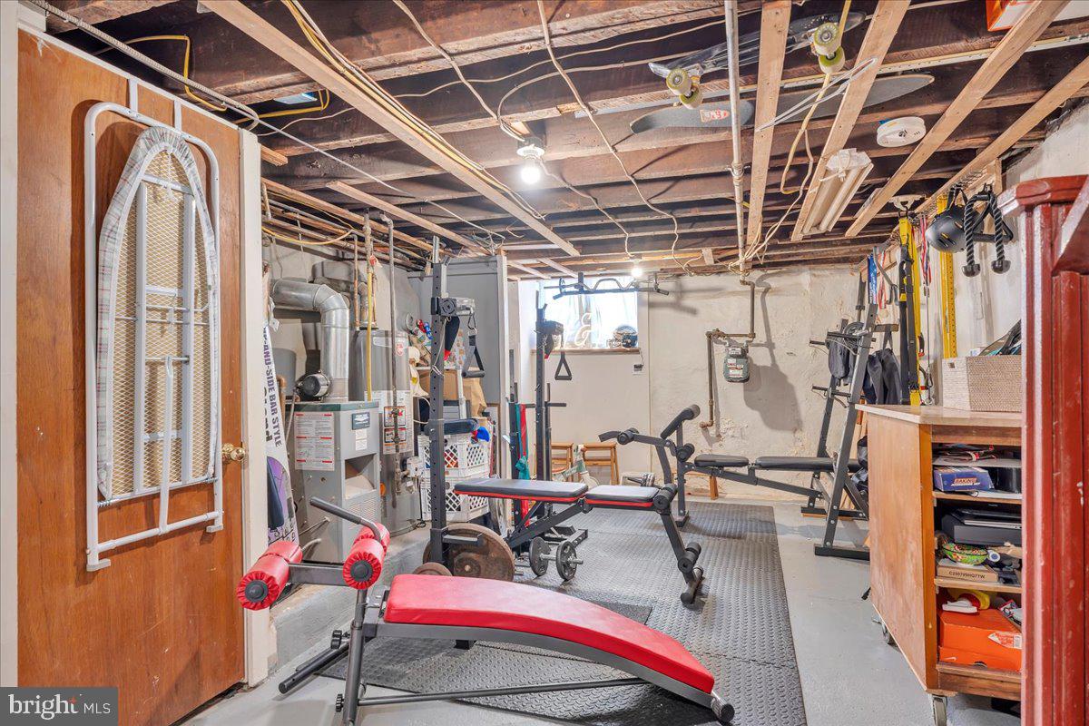 GIRARD ESTATES - Residential