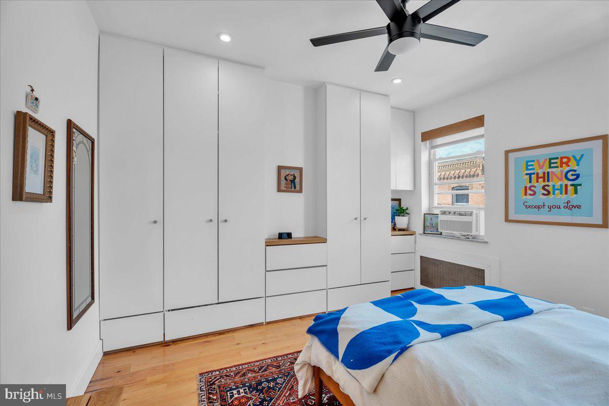 GIRARD ESTATES - Residential