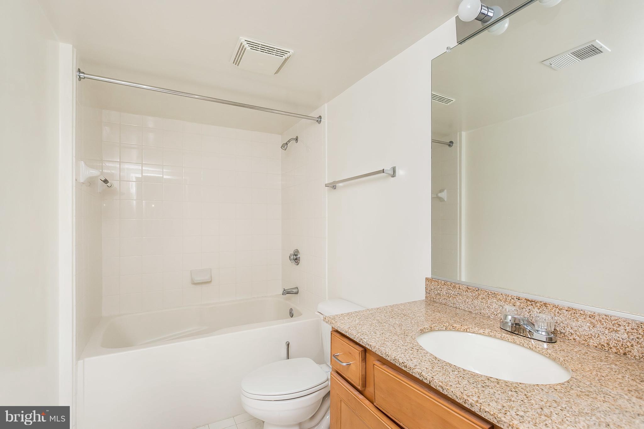 INNER HARBOR - Residential Lease