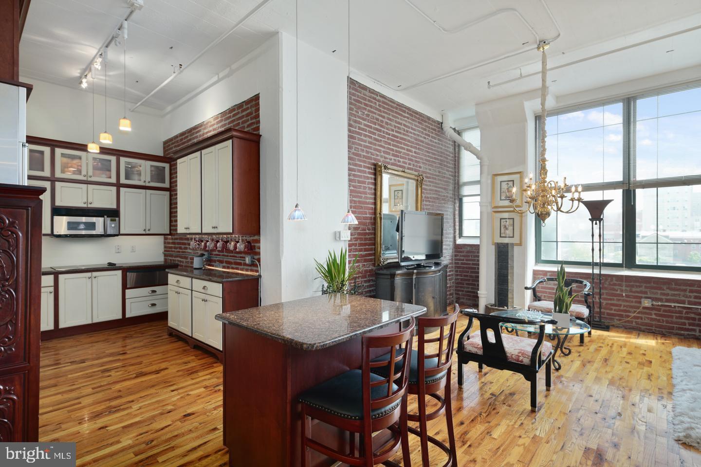 LOFT DISTRICT - Residential