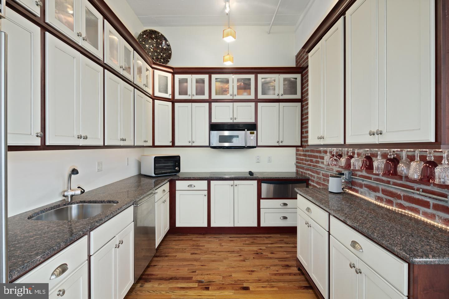 LOFT DISTRICT - Residential