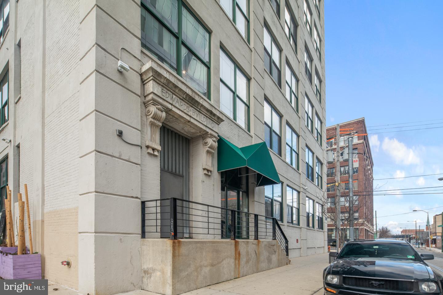 LOFT DISTRICT - Residential