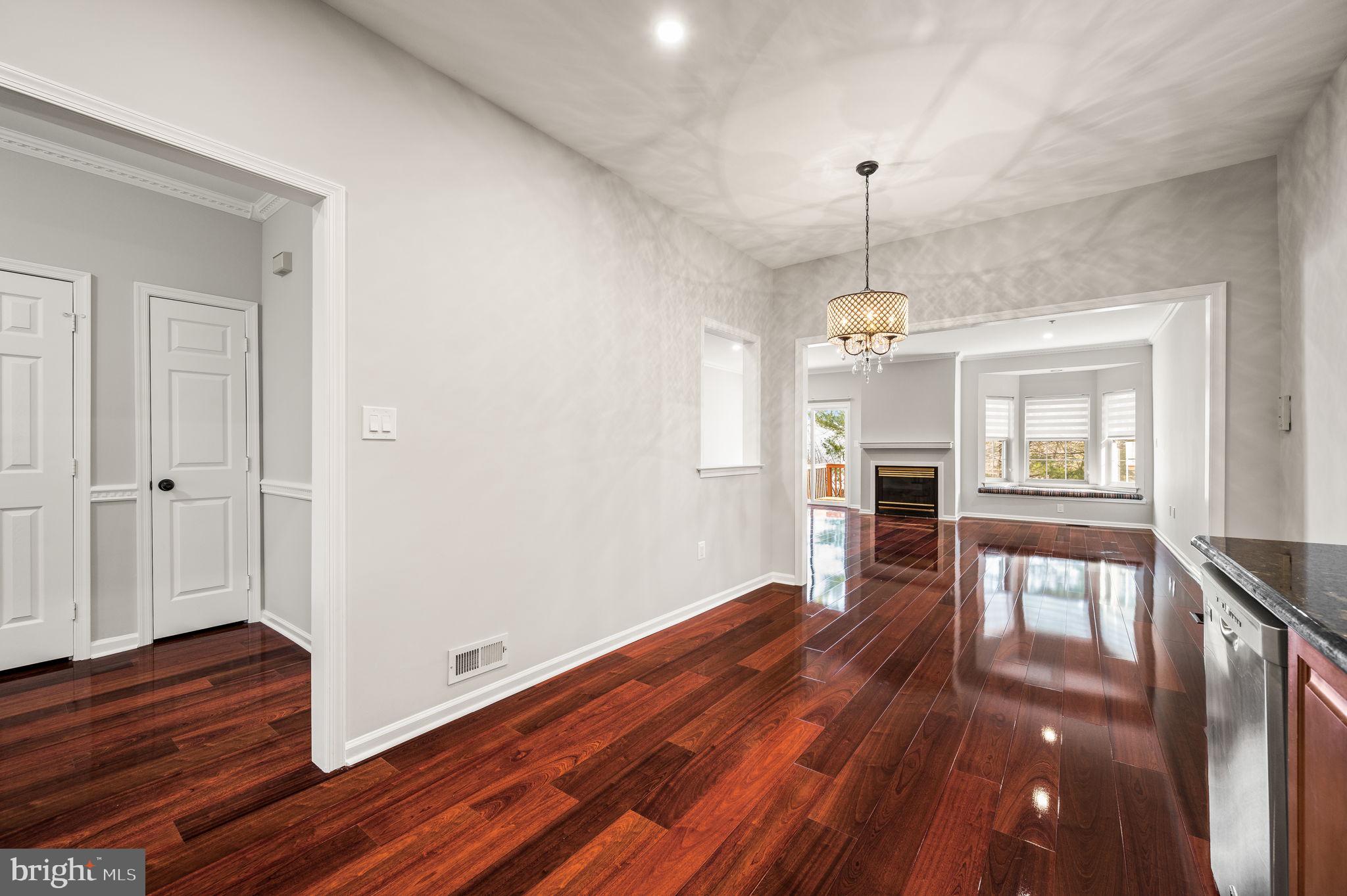 DEER CREEK - Residential