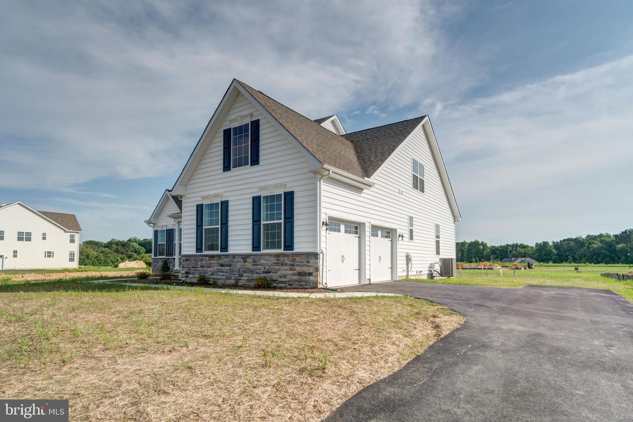 31 SUMMIT DRIVE LEGEND