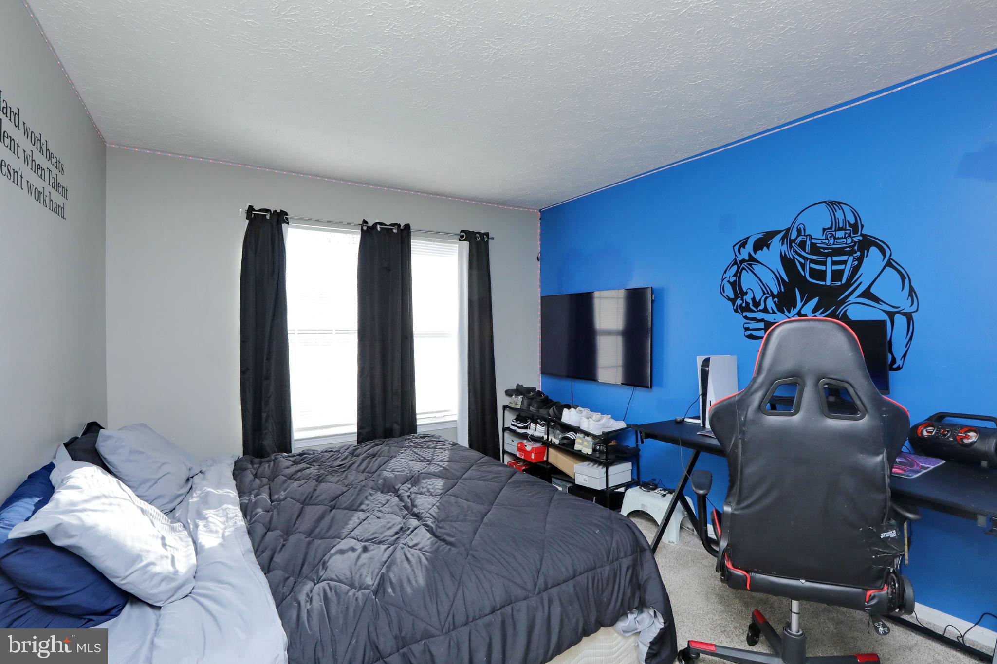 HAMPSHIRE - Residential