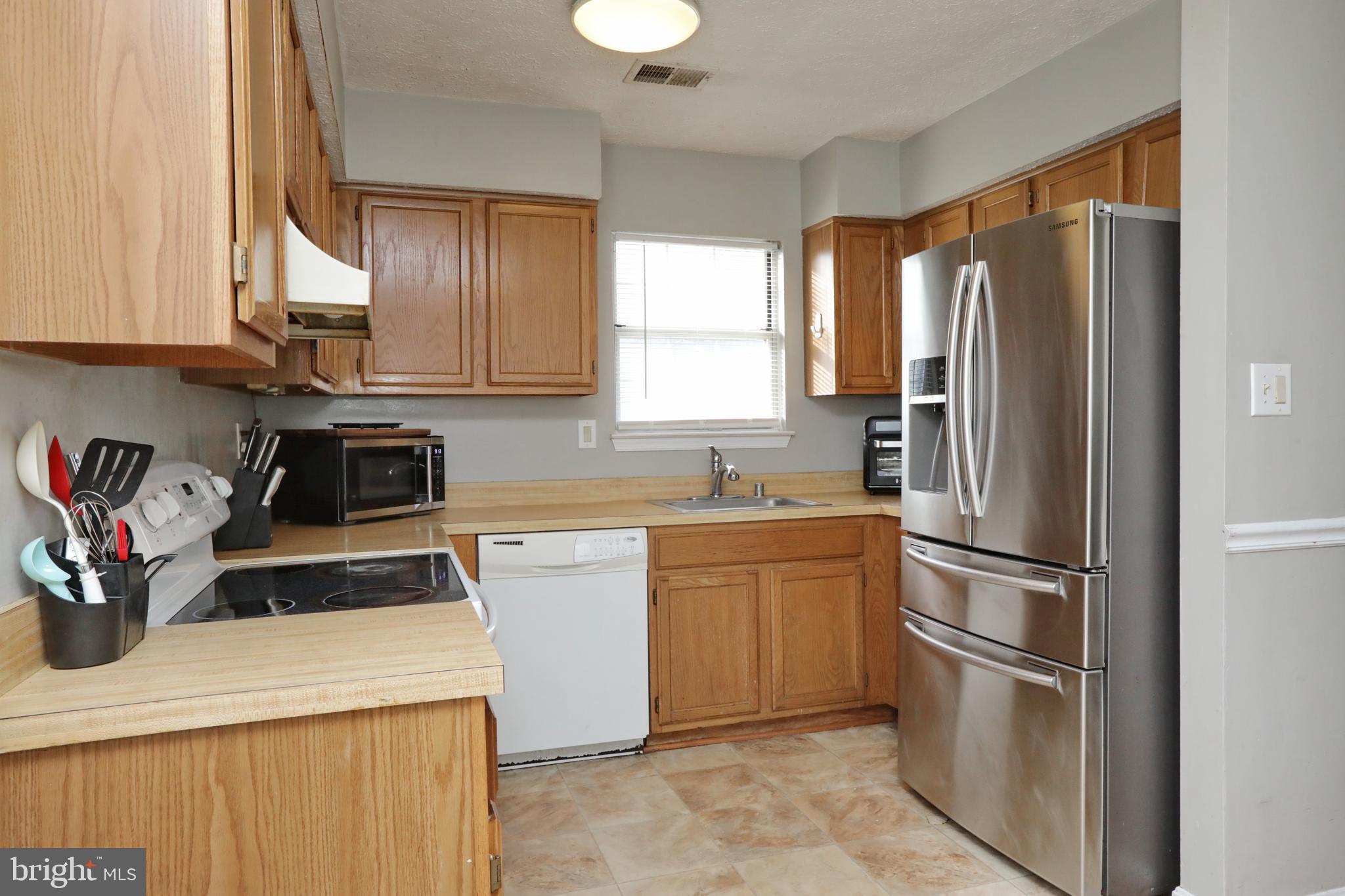 HAMPSHIRE - Residential