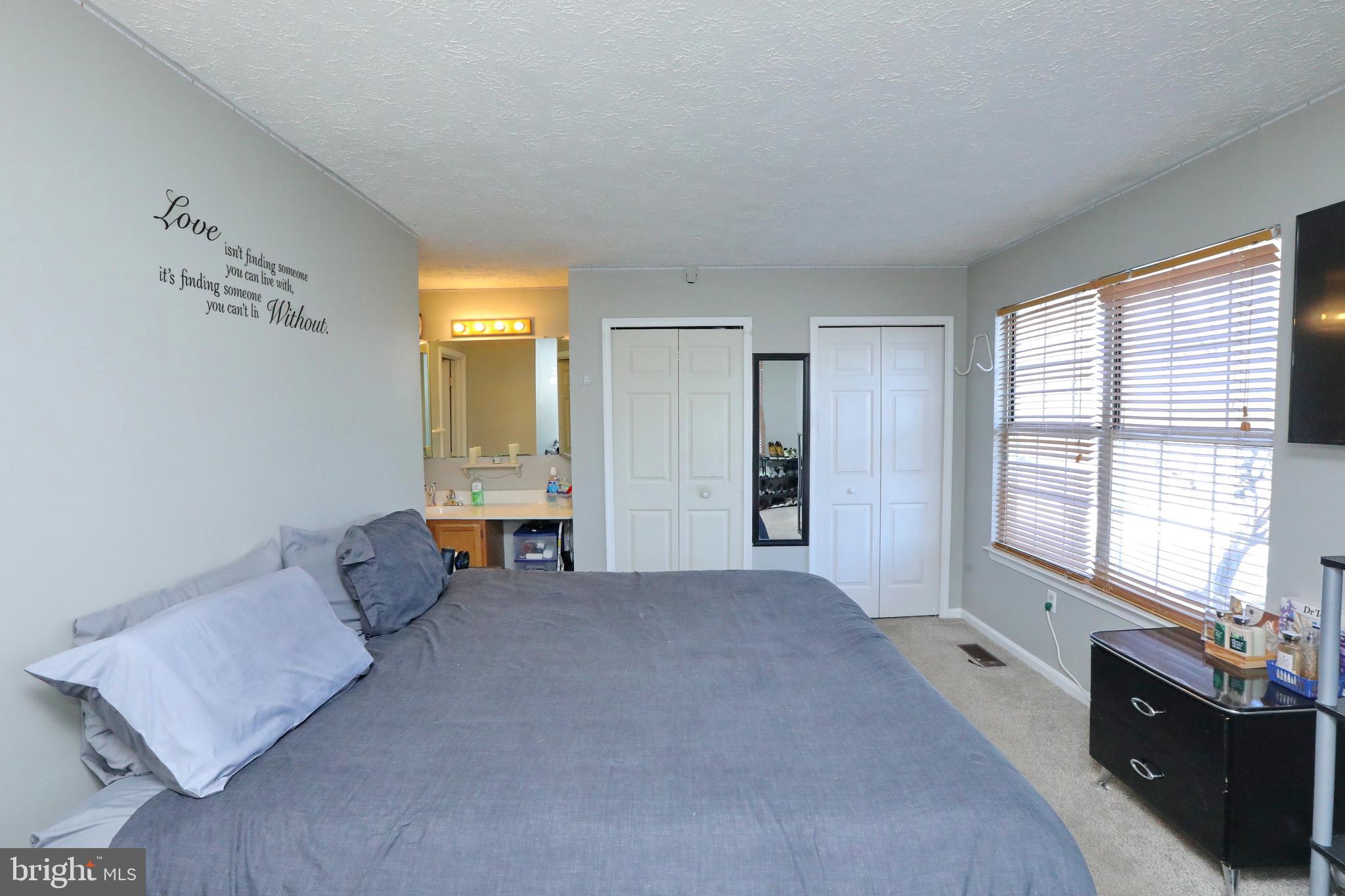 HAMPSHIRE - Residential