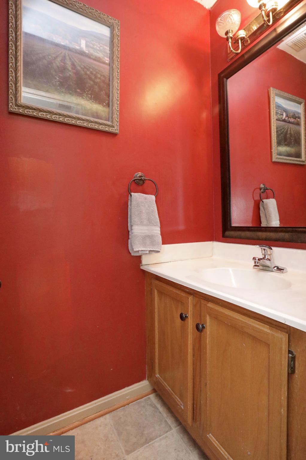 HAMPSHIRE - Residential