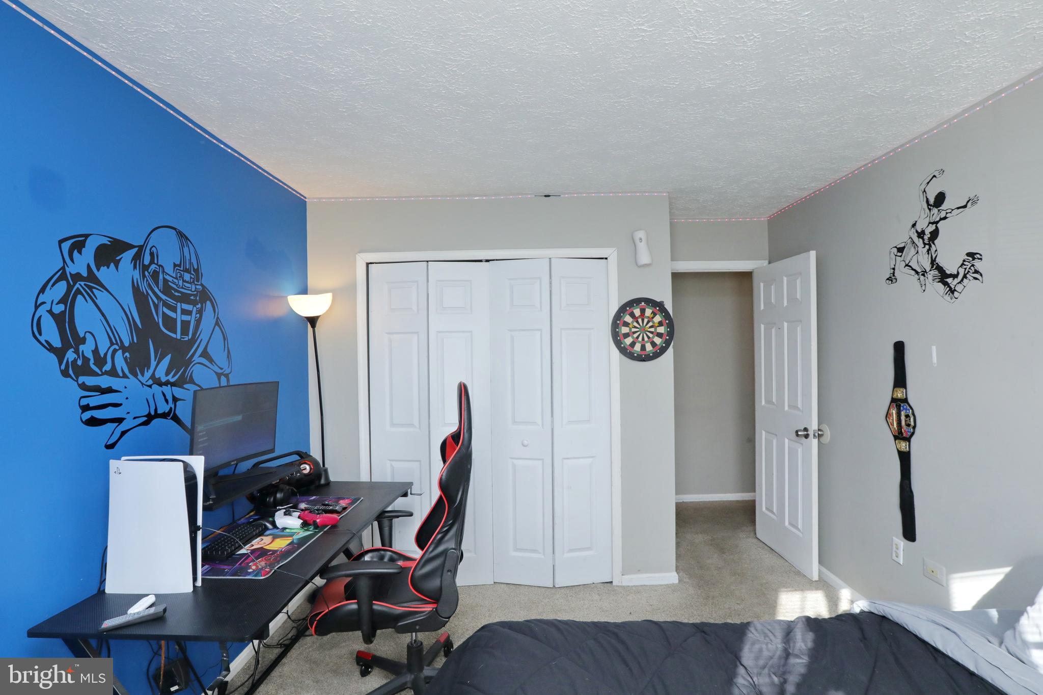 HAMPSHIRE - Residential