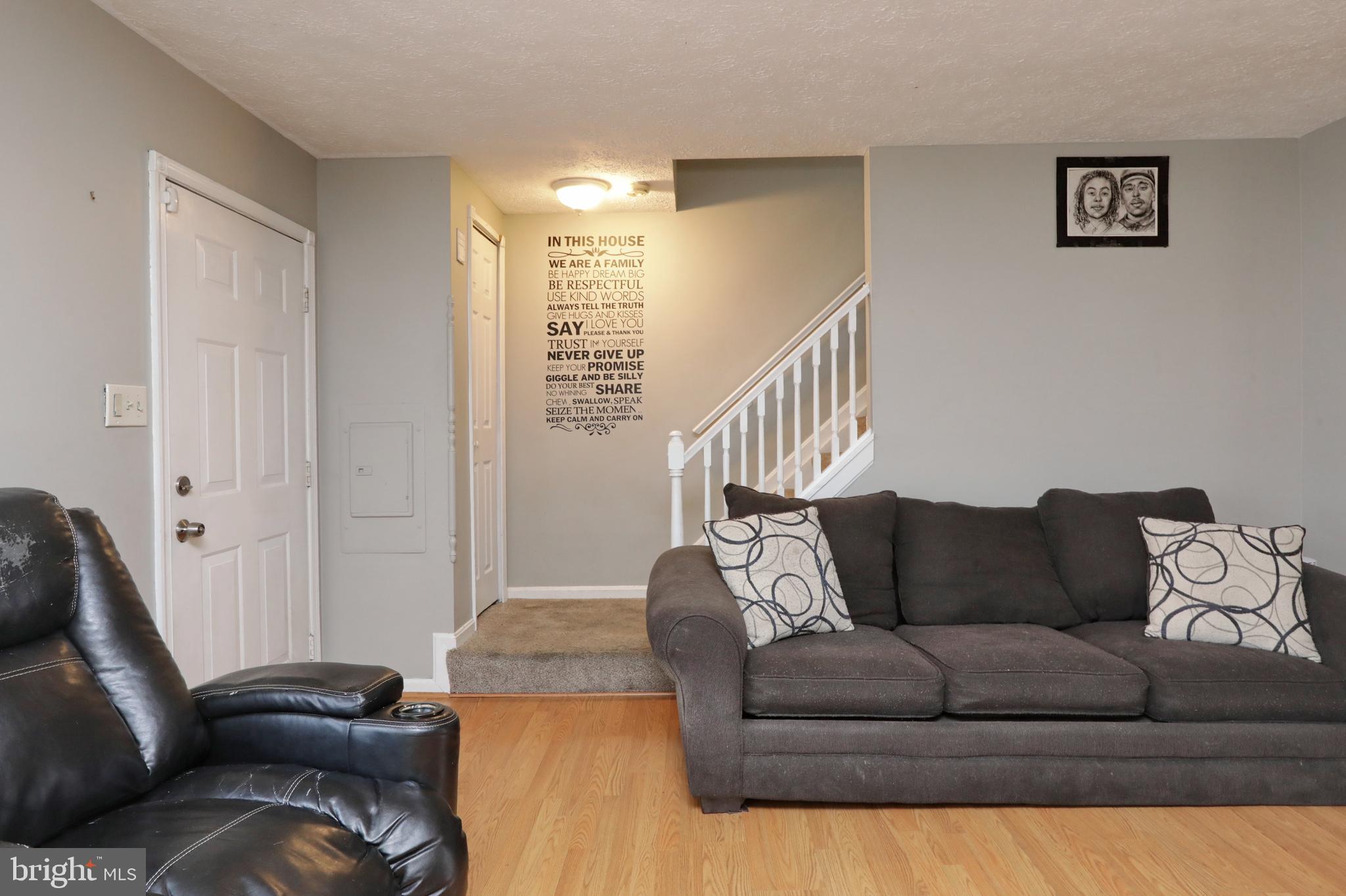 HAMPSHIRE - Residential