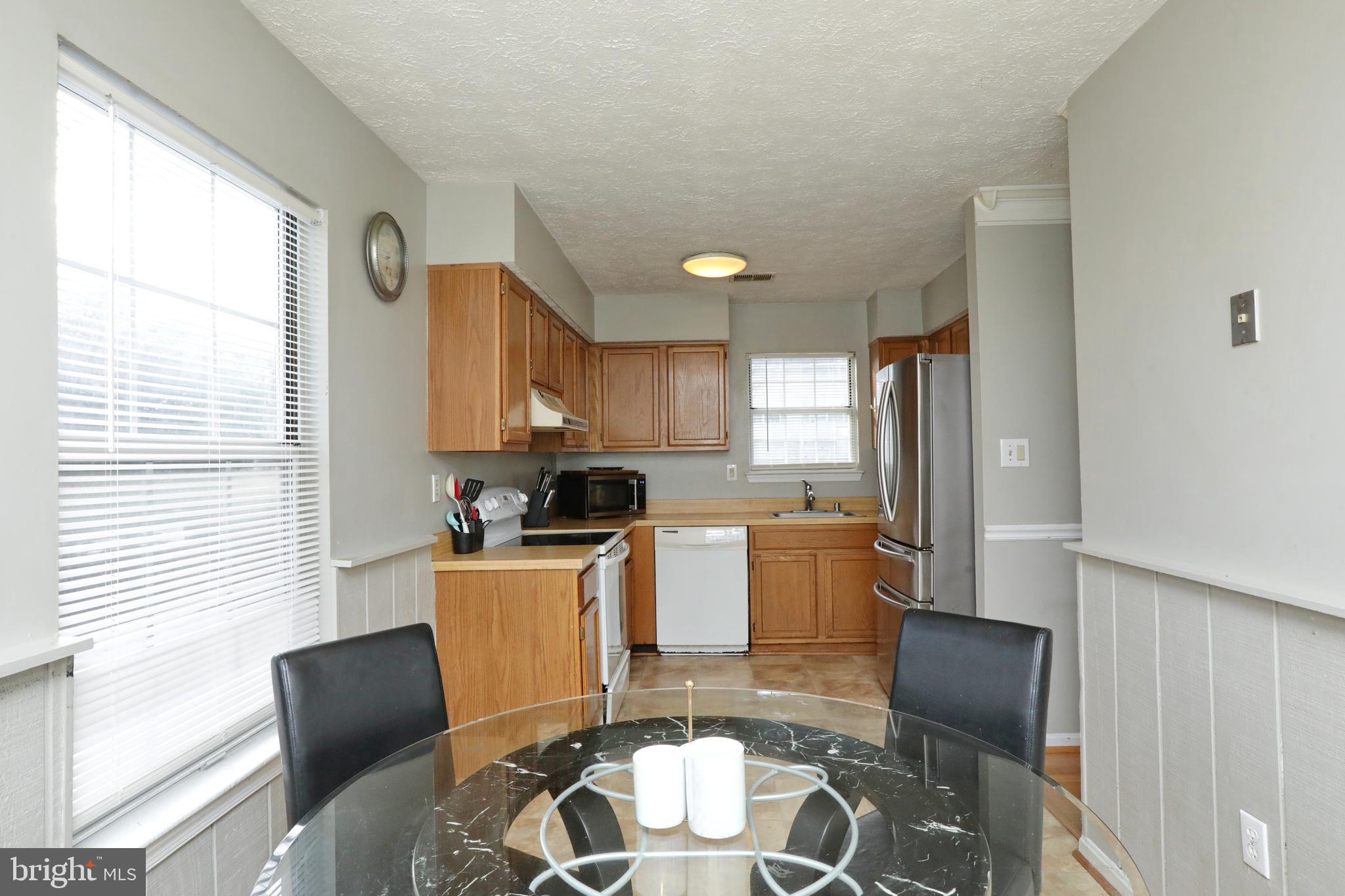 HAMPSHIRE - Residential