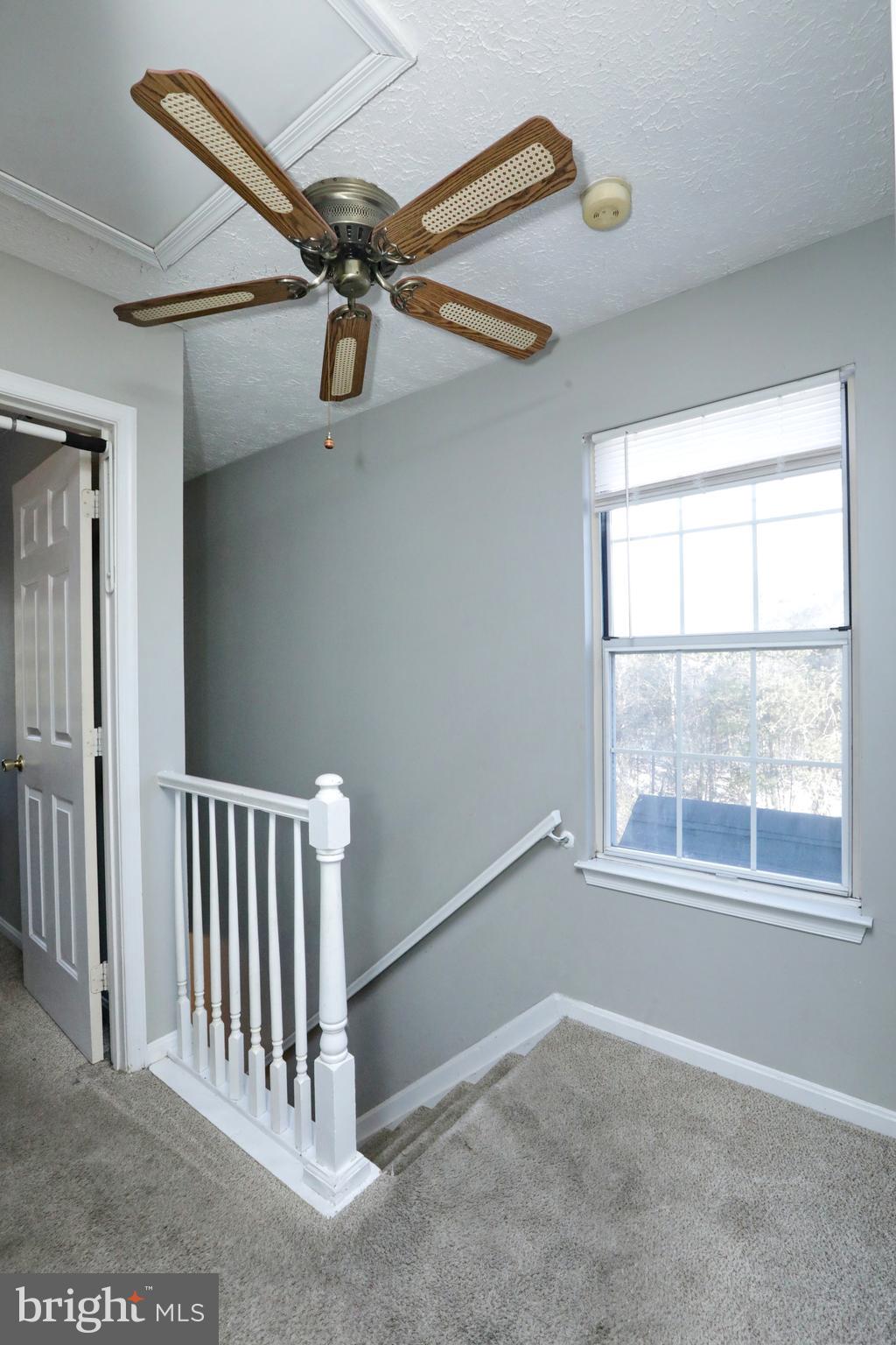 HAMPSHIRE - Residential