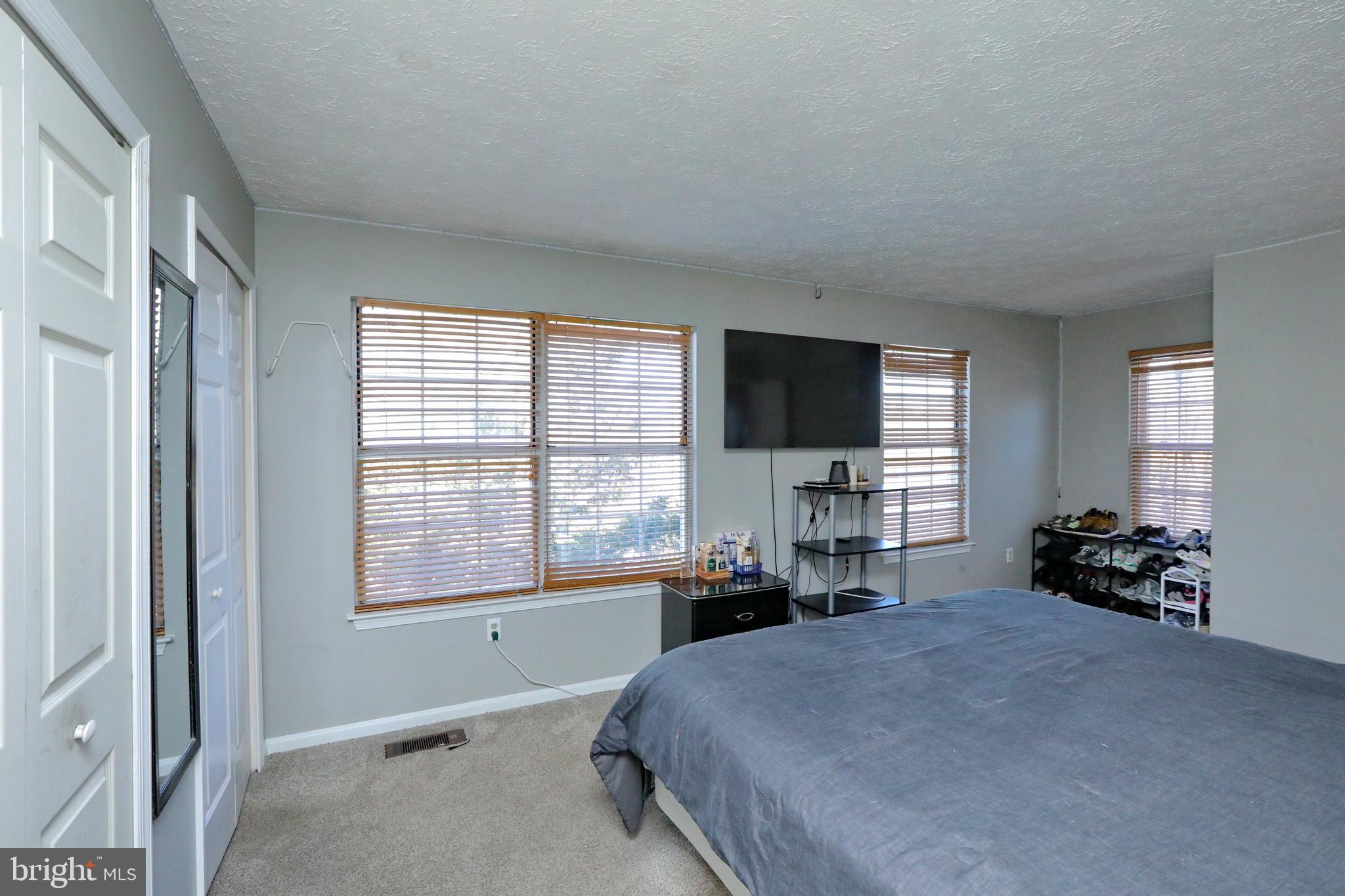 HAMPSHIRE - Residential