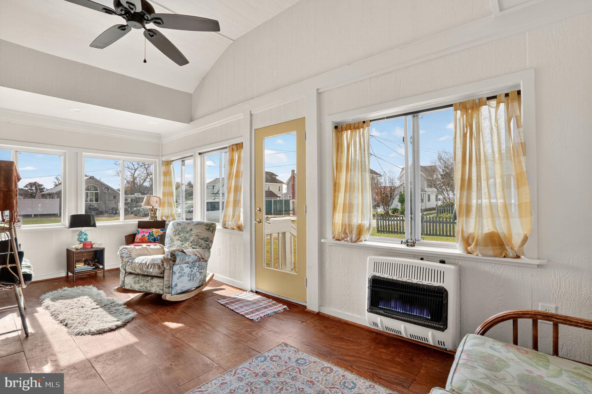 CHINCOTEAGUE - Residential