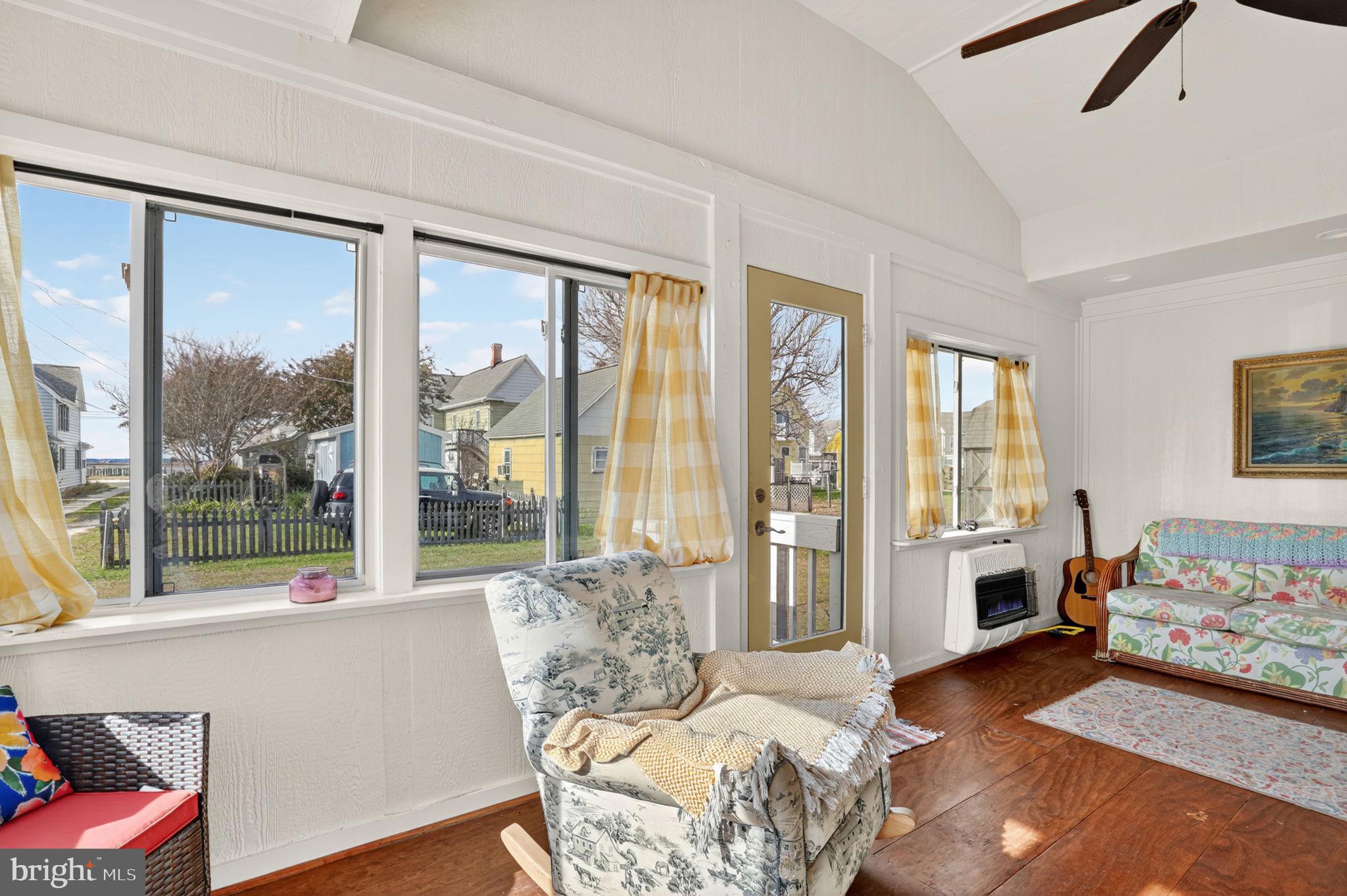 CHINCOTEAGUE - Residential