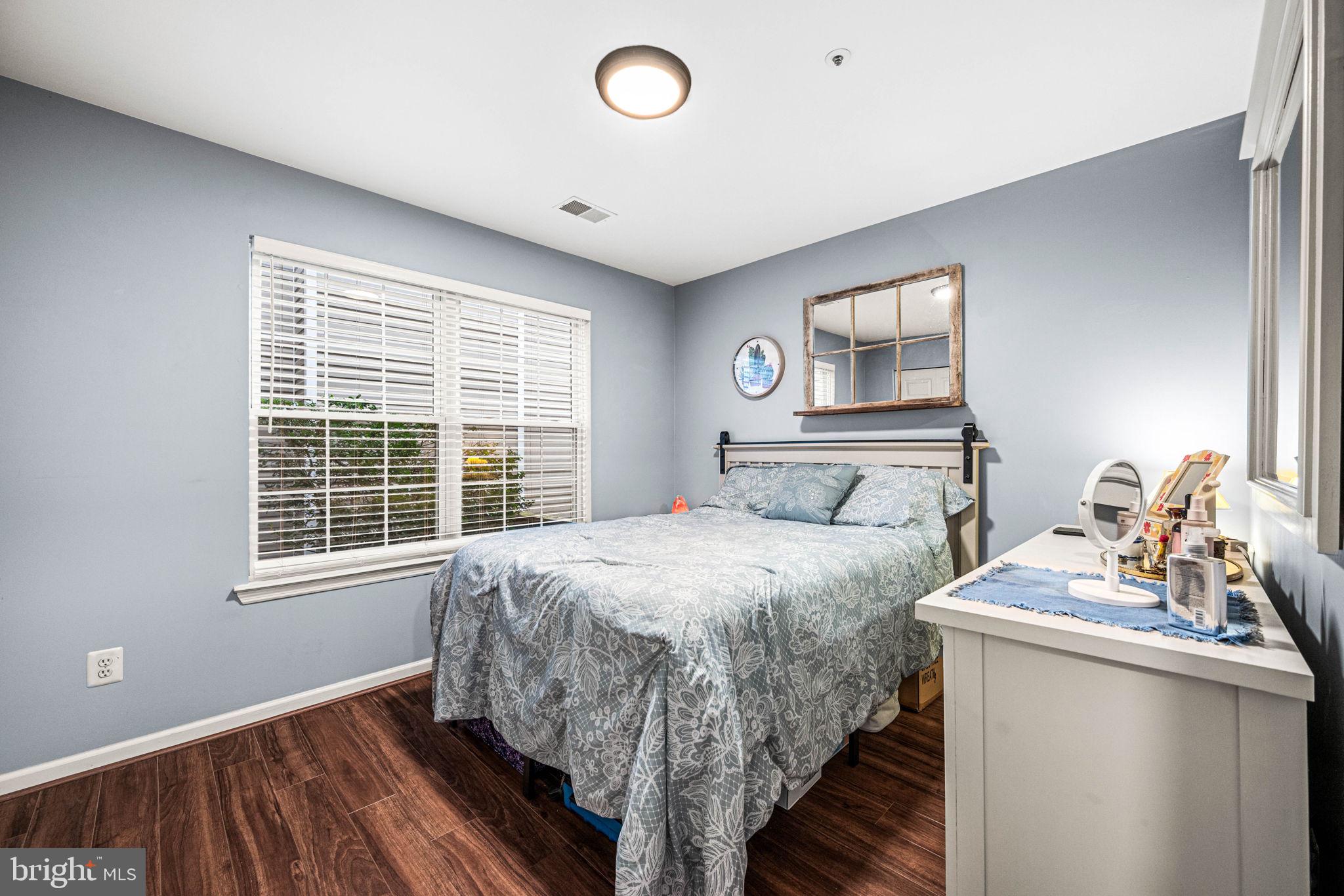 EXTON STATION - Residential