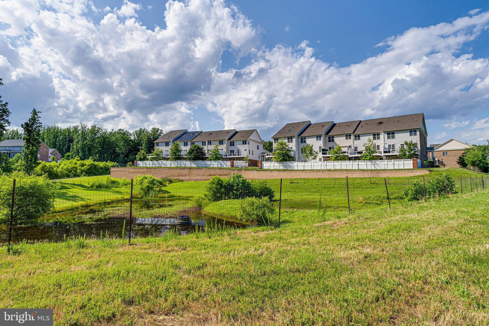 MARLBORO RIDGE - Residential