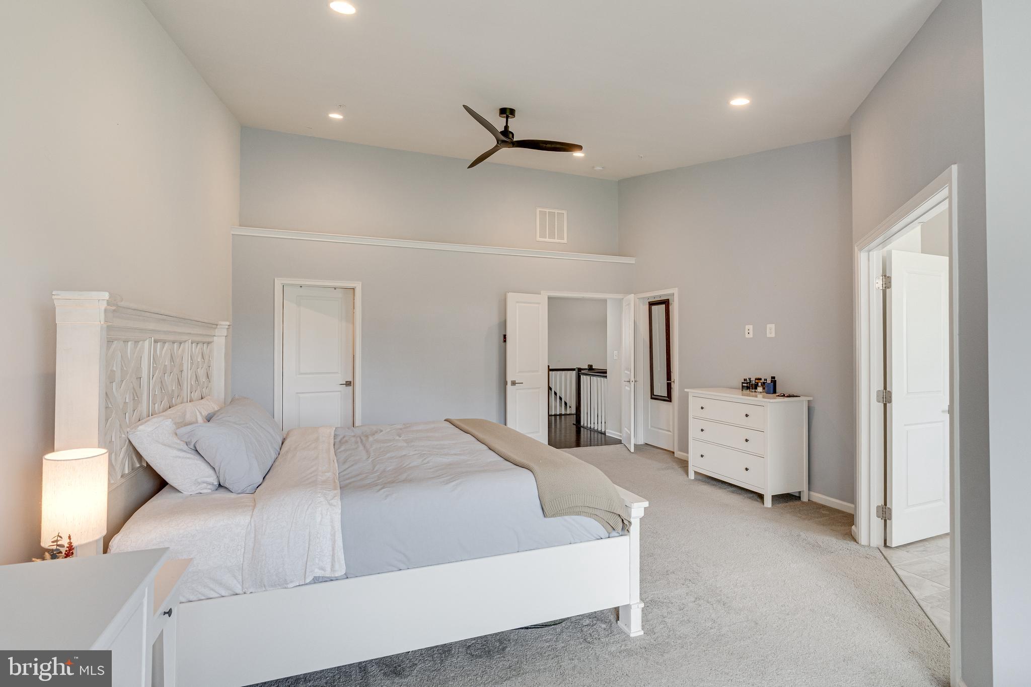 MARLBORO RIDGE - Residential