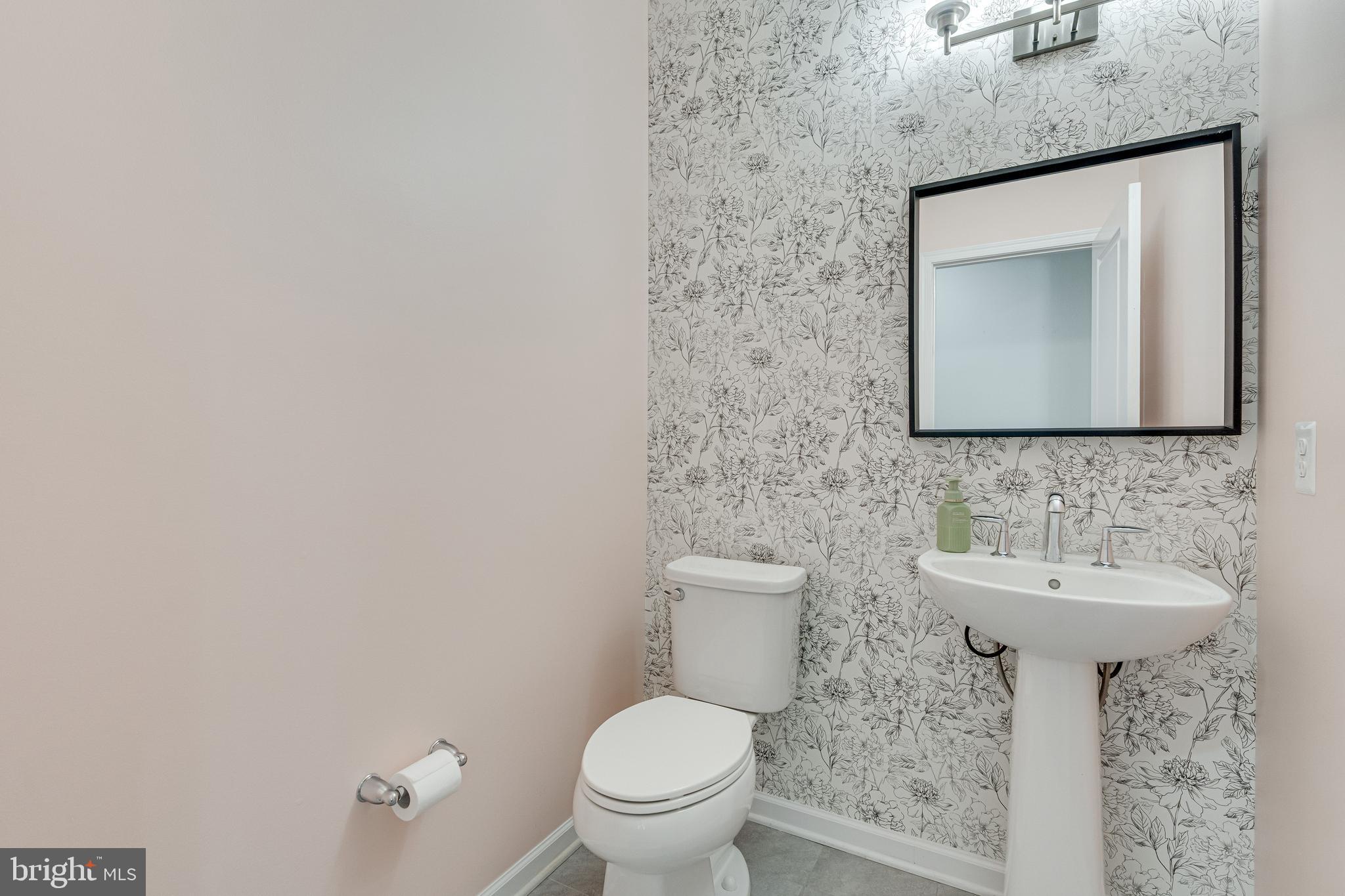 MARLBORO RIDGE - Residential