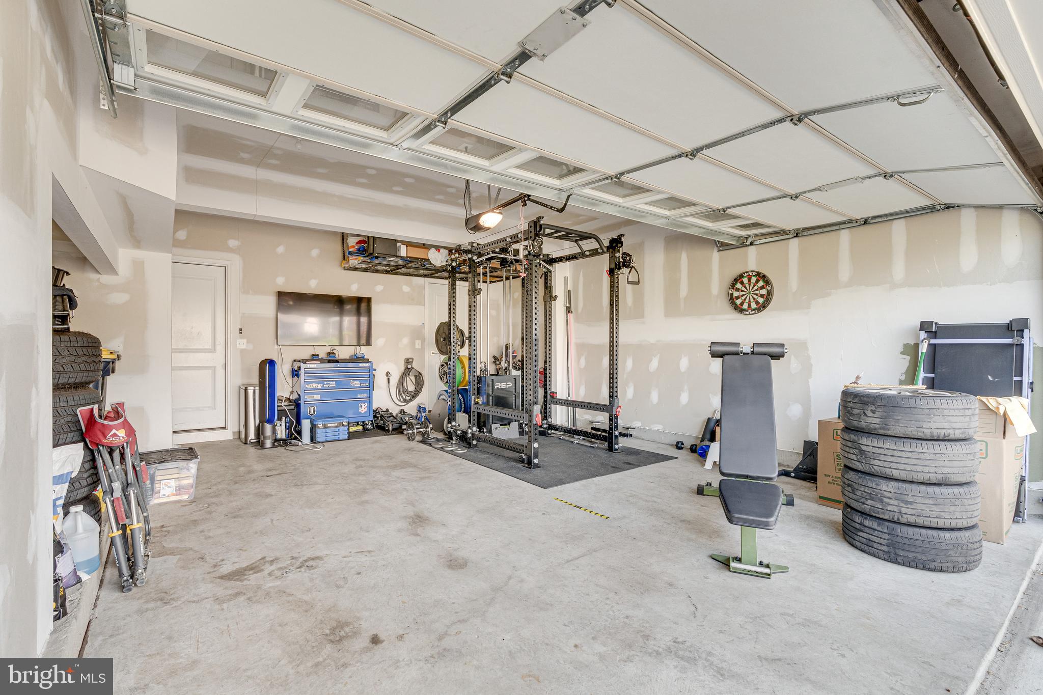 MARLBORO RIDGE - Residential