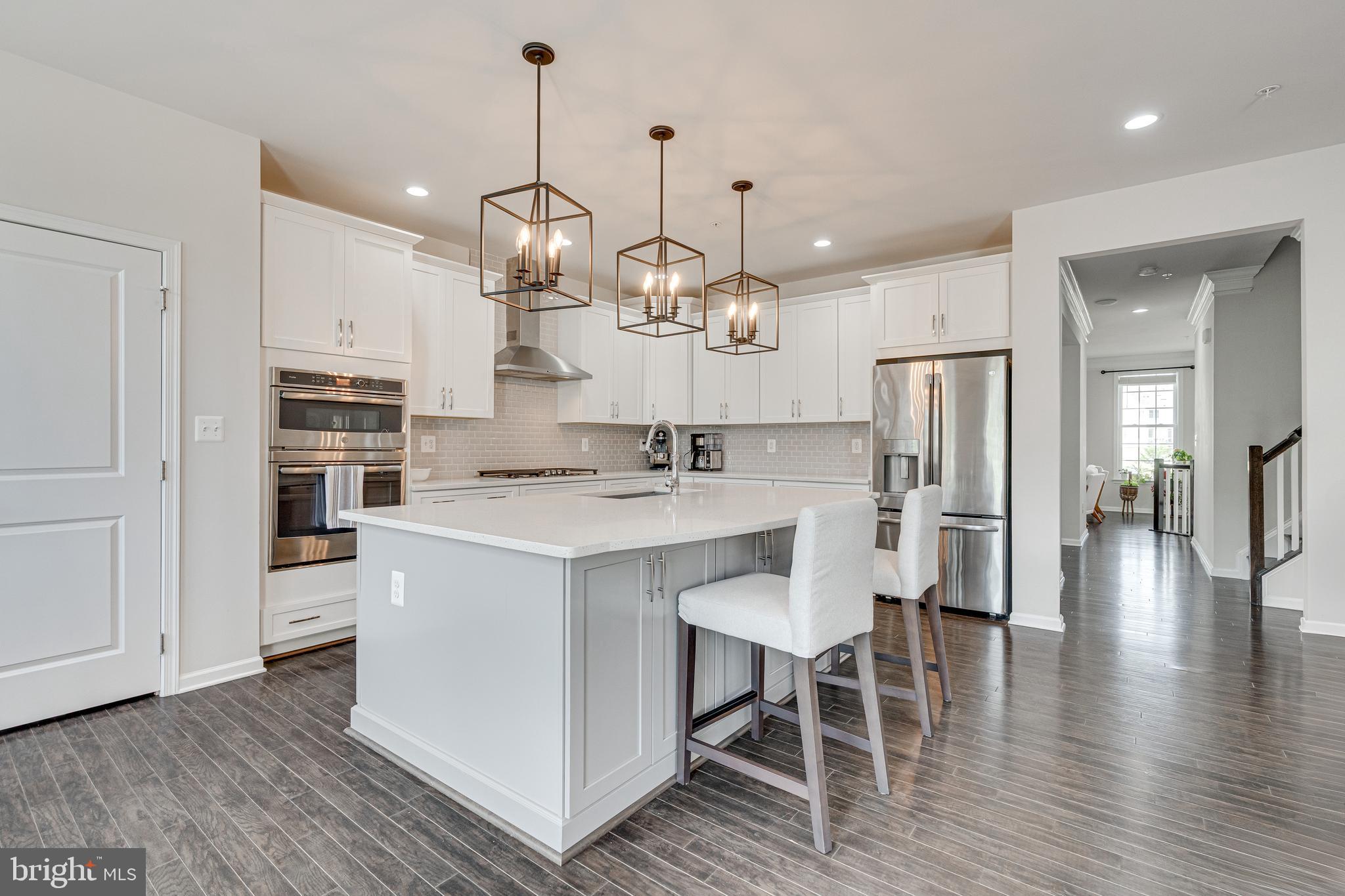 MARLBORO RIDGE - Residential