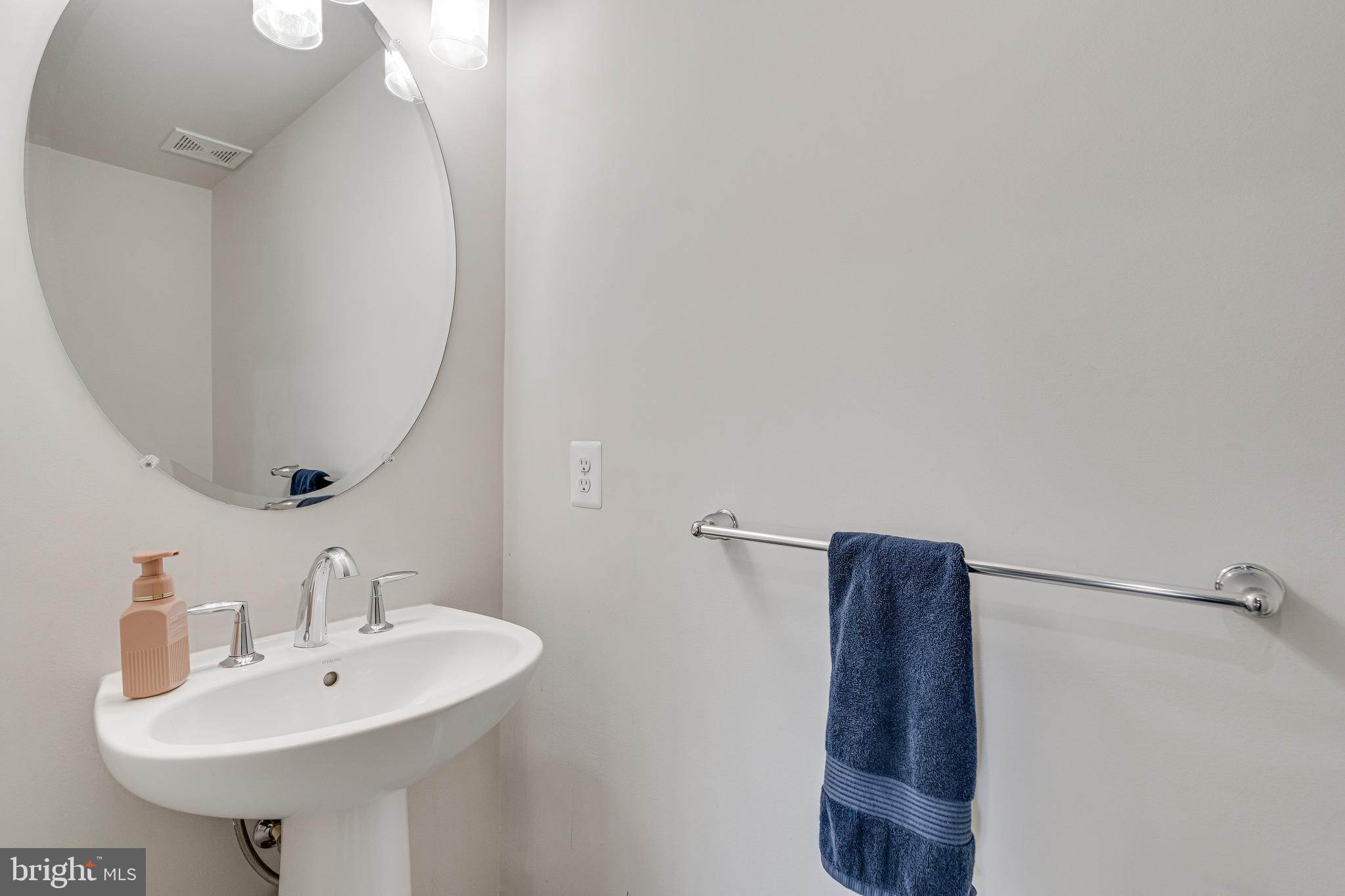 MARLBORO RIDGE - Residential