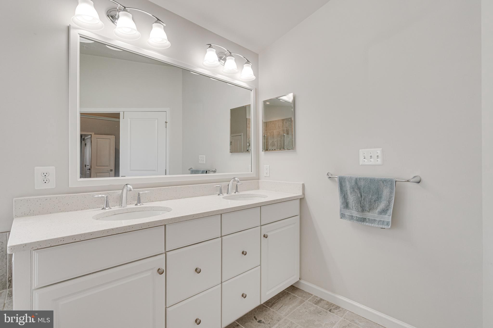 MARLBORO RIDGE - Residential