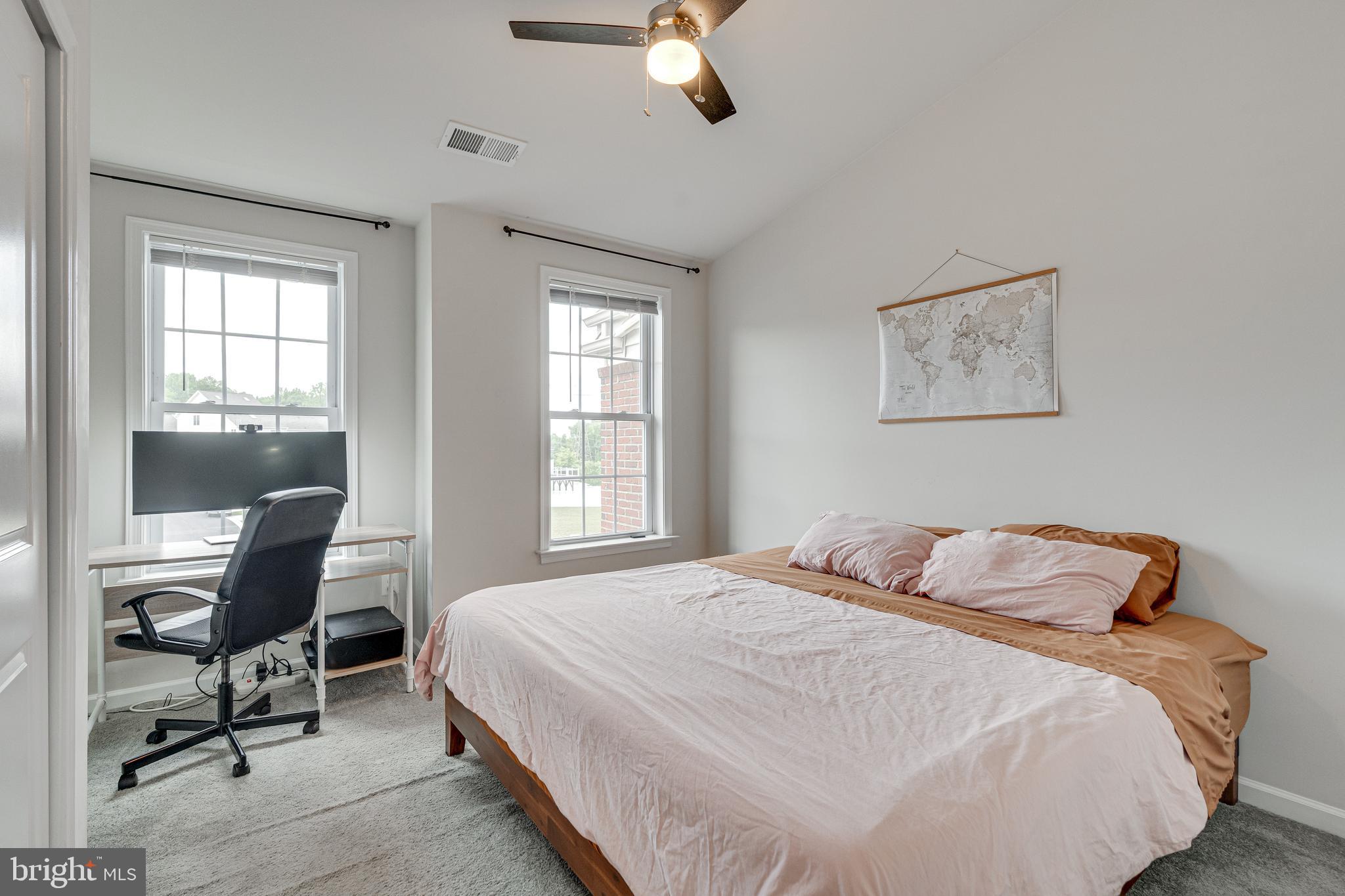 MARLBORO RIDGE - Residential