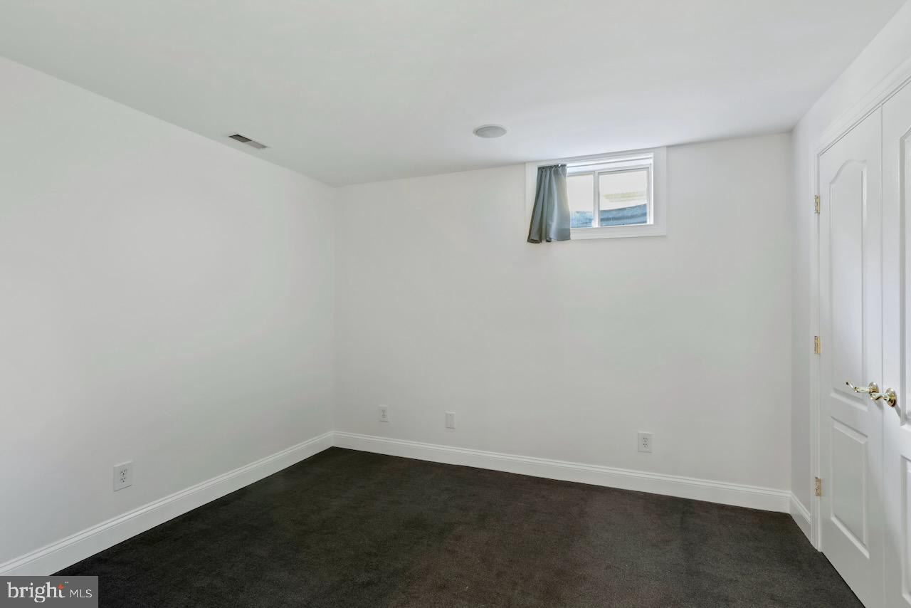 HILLSIDE - Residential